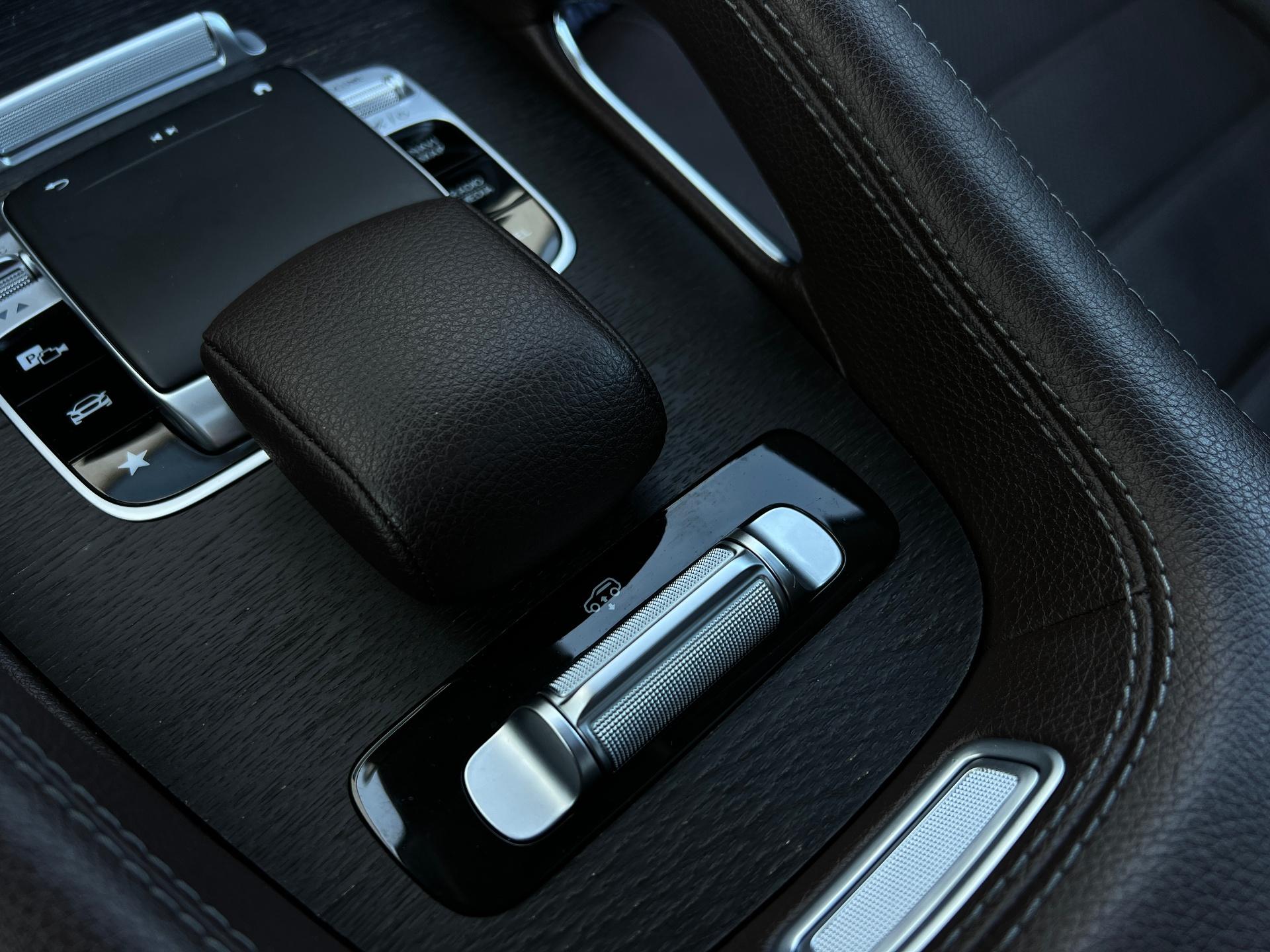 Mercedes-Benz-GLS