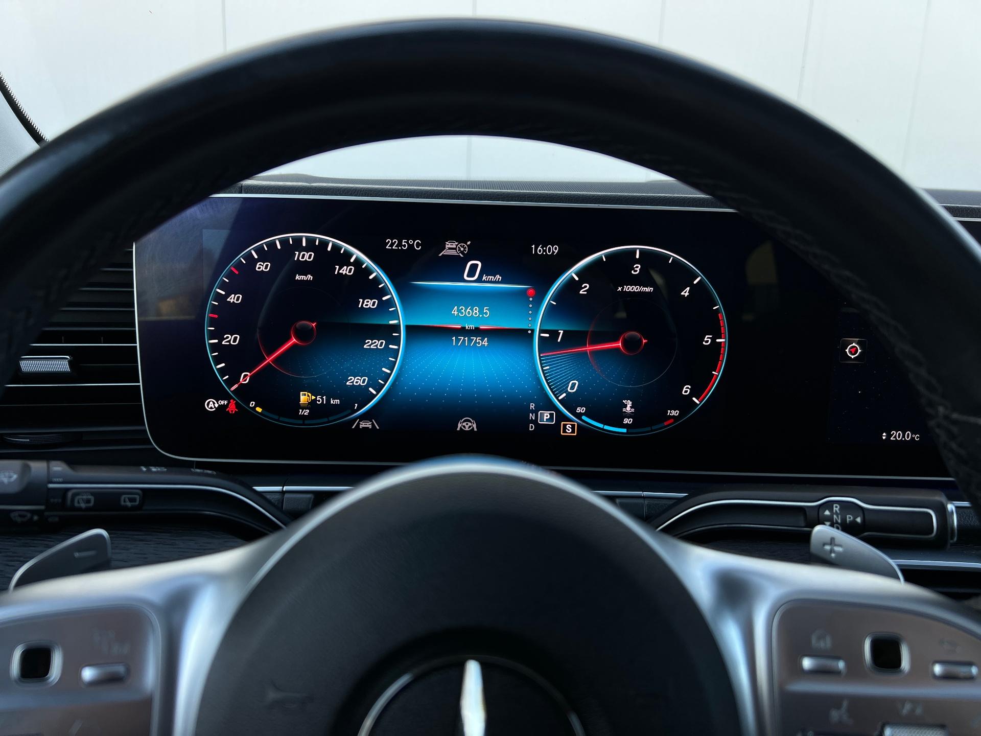Mercedes-Benz-GLS