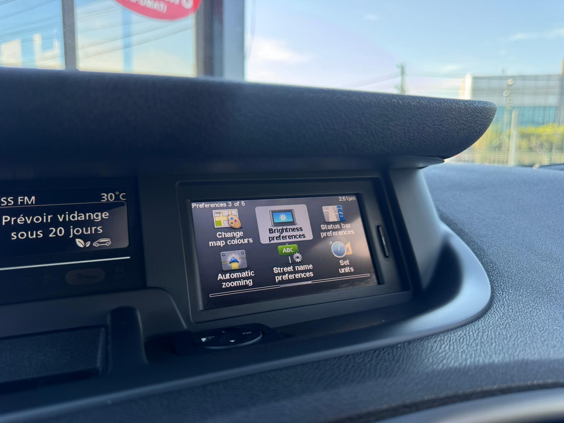 Renault-Scenic