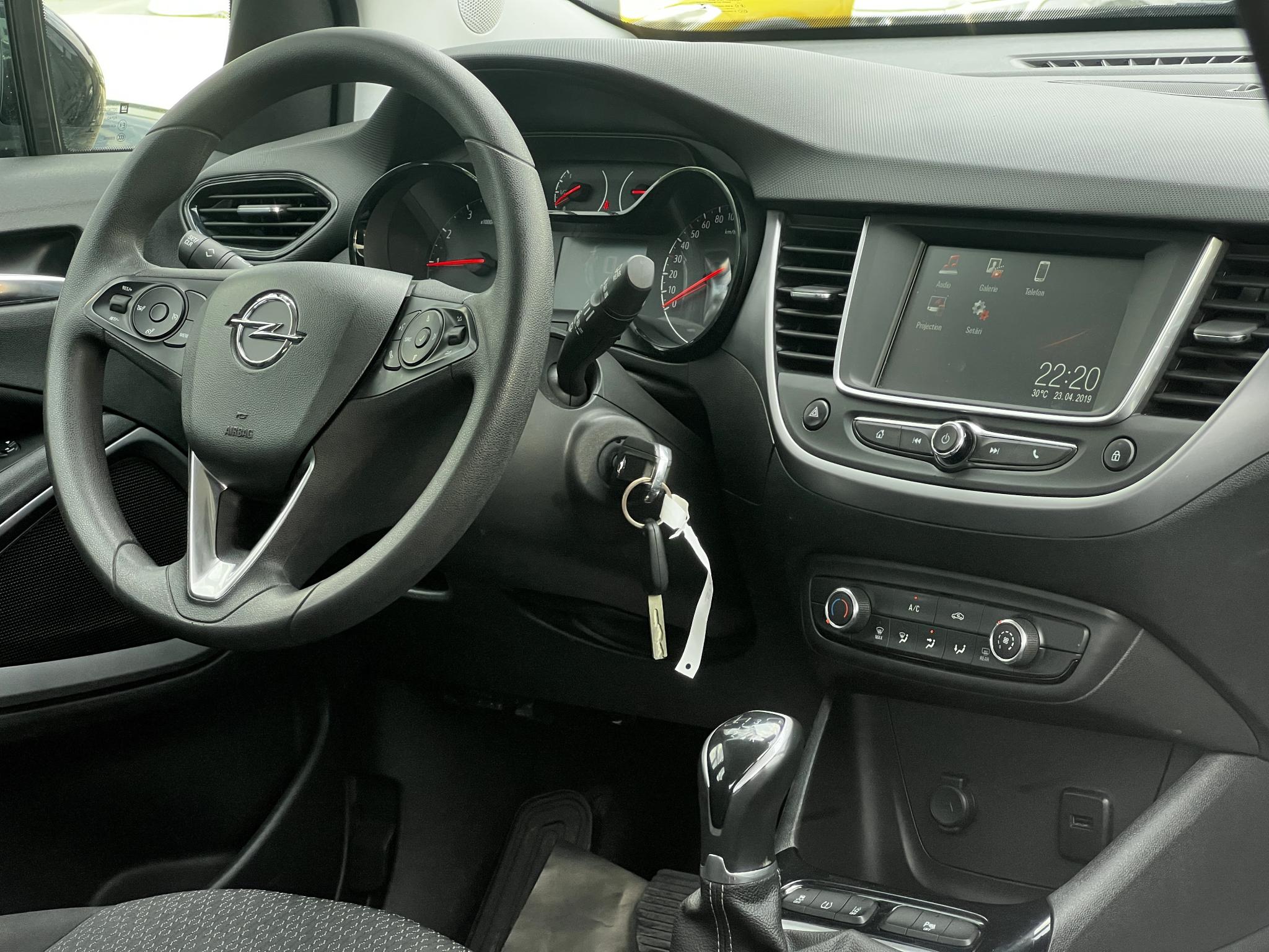 Opel Crossland X