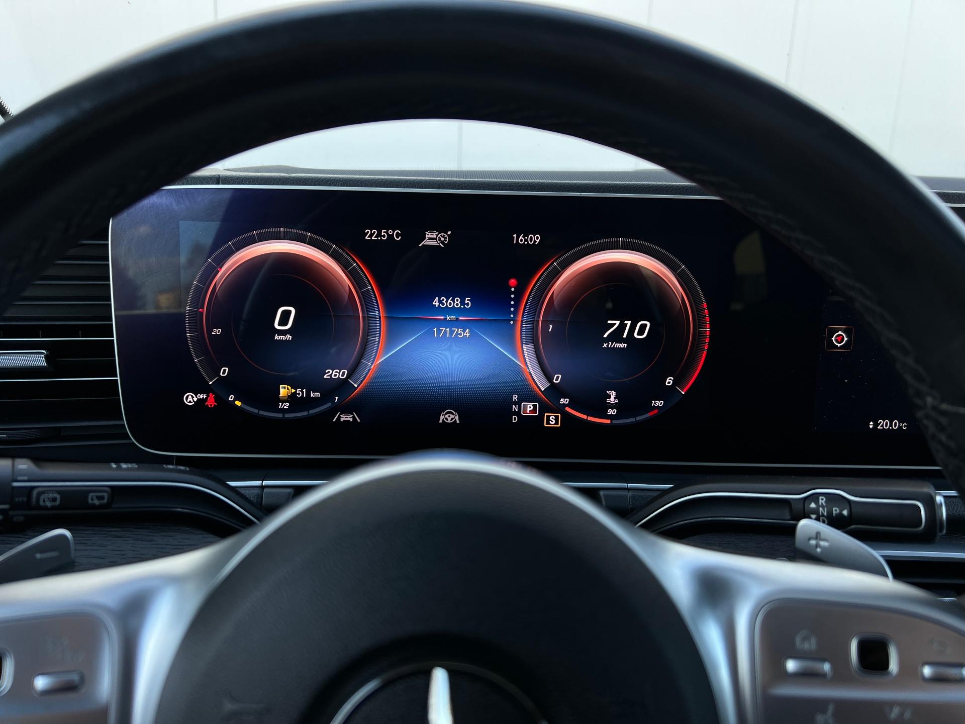 Mercedes-Benz-GLS