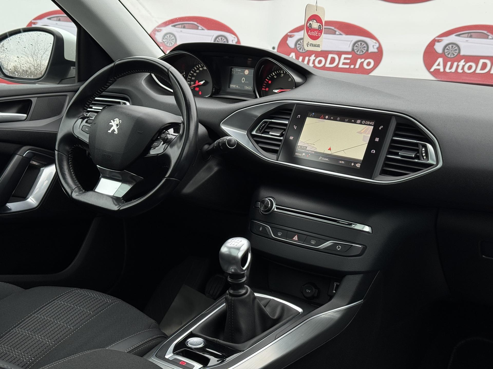 Peugeot-308