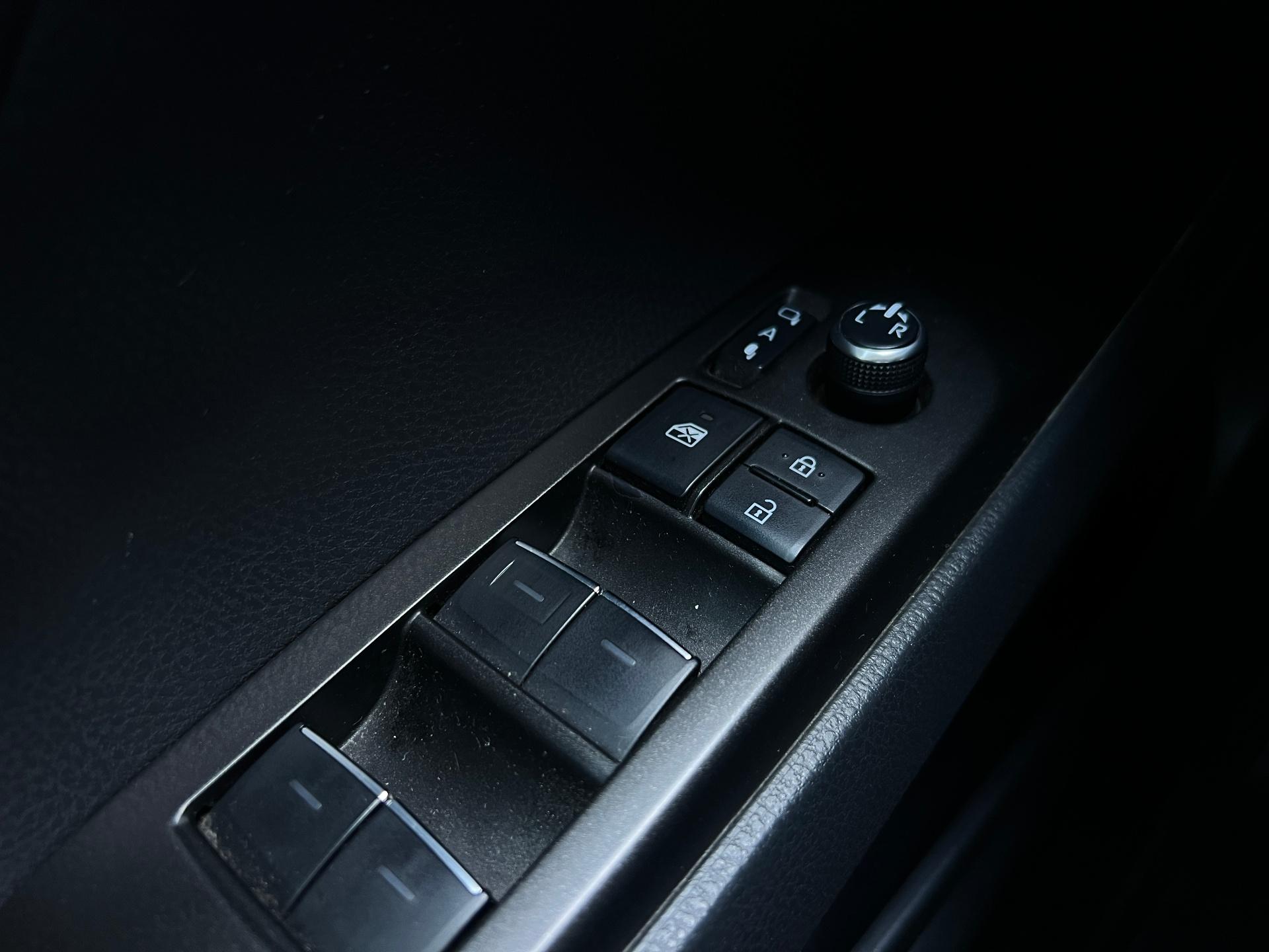 Toyota-Camry