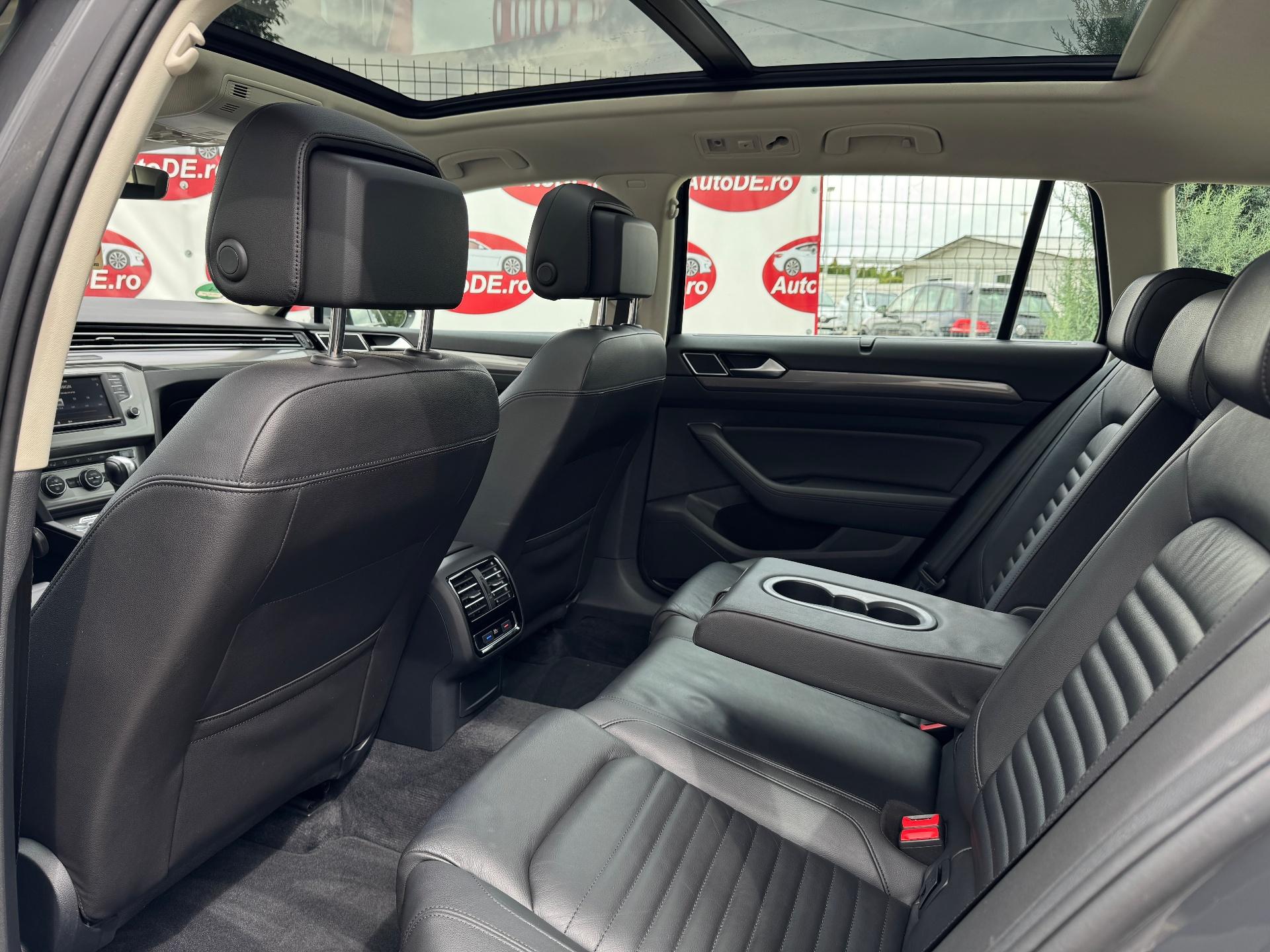 Volkswagen-Passat Alltrack
