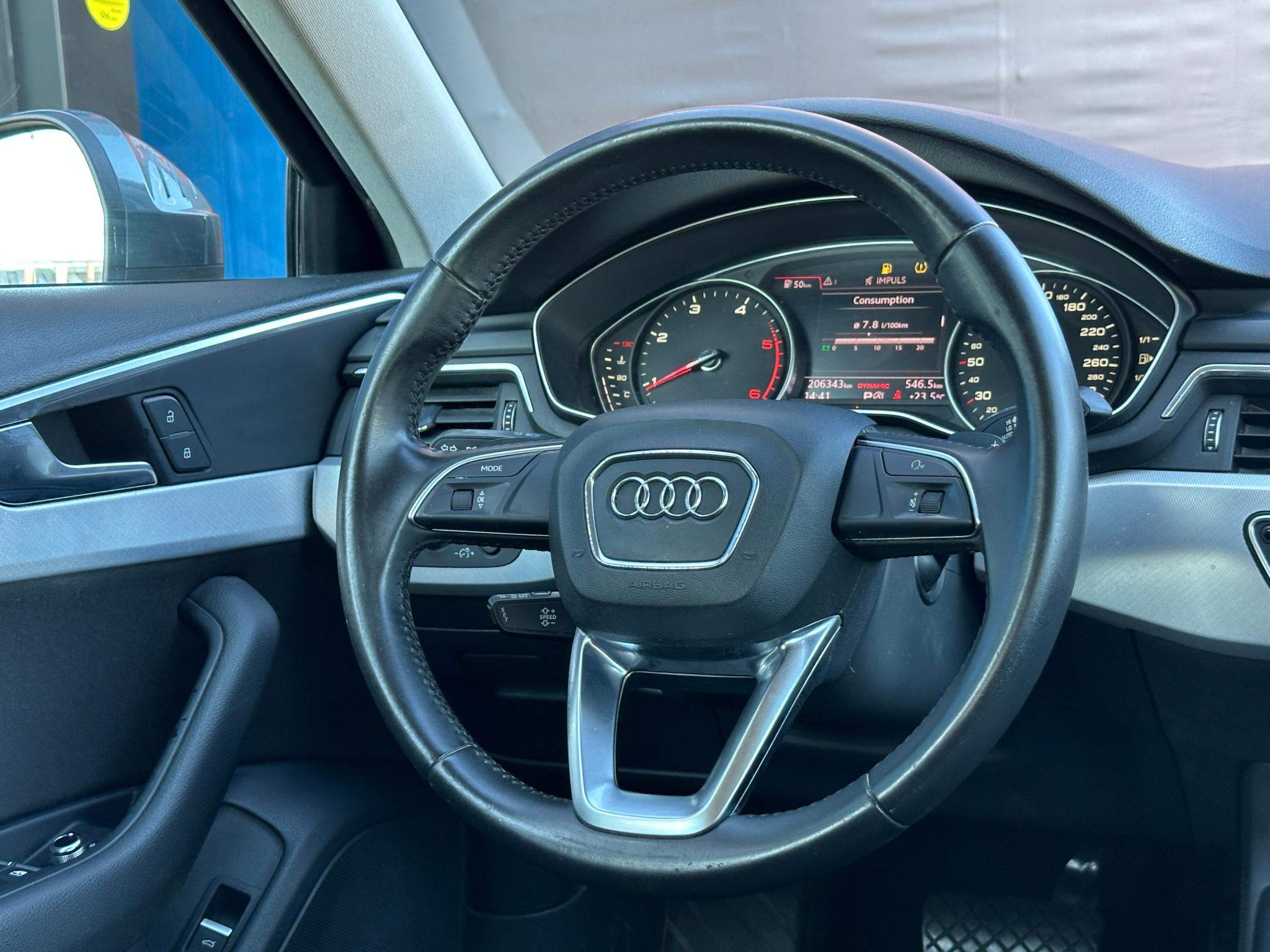 Audi-A4
