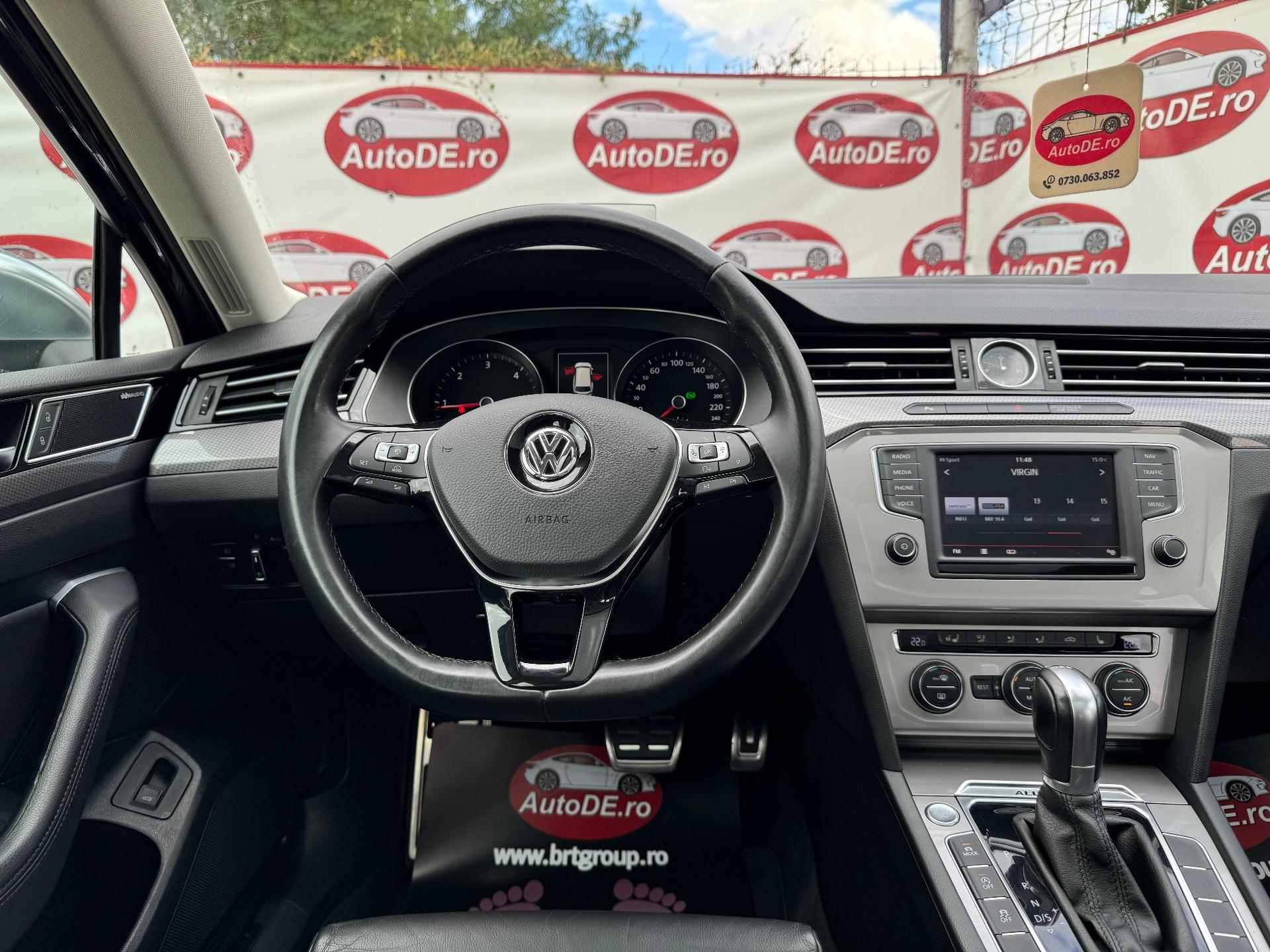Volkswagen-Passat Alltrack