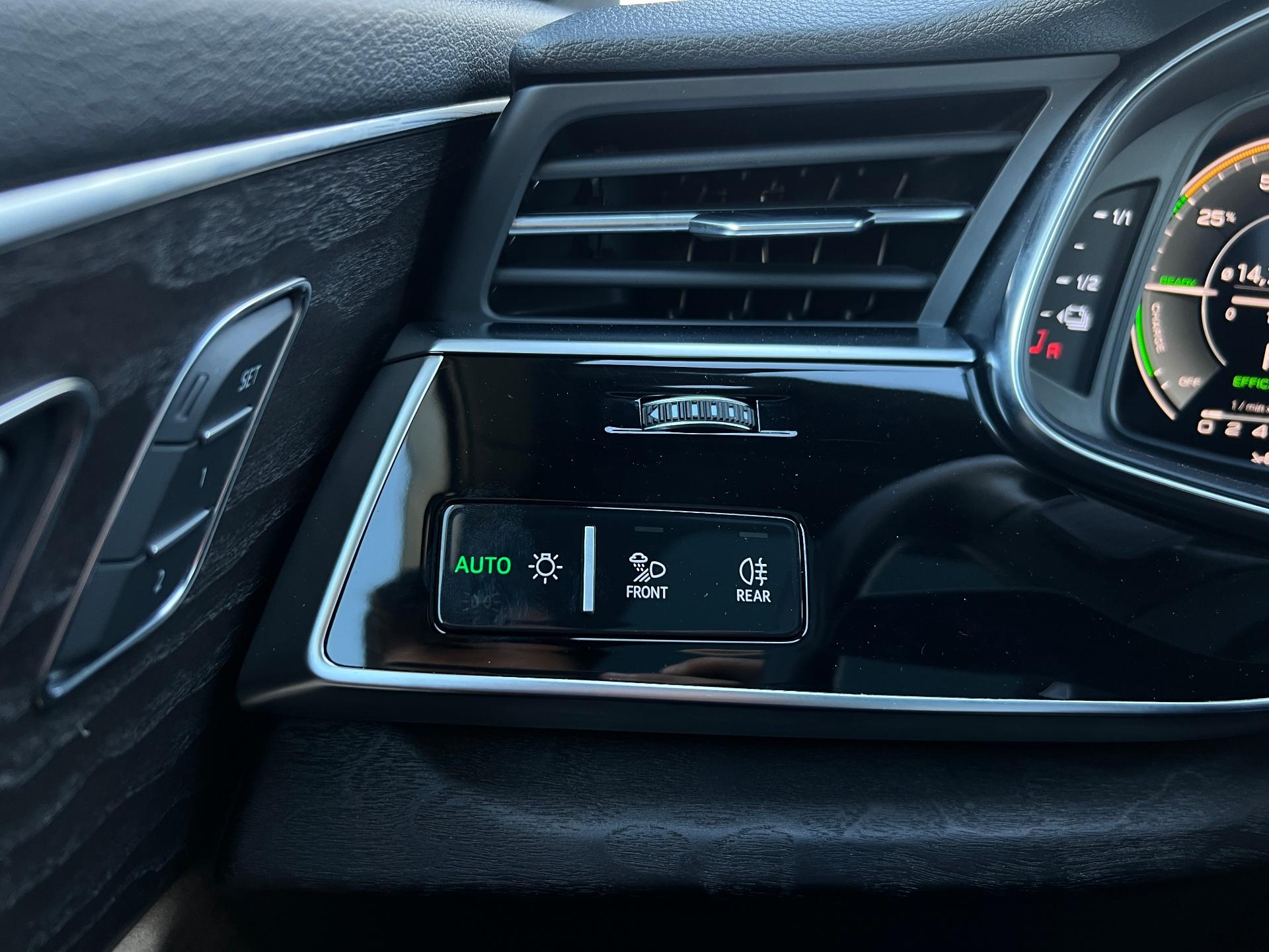 Audi-Q7
