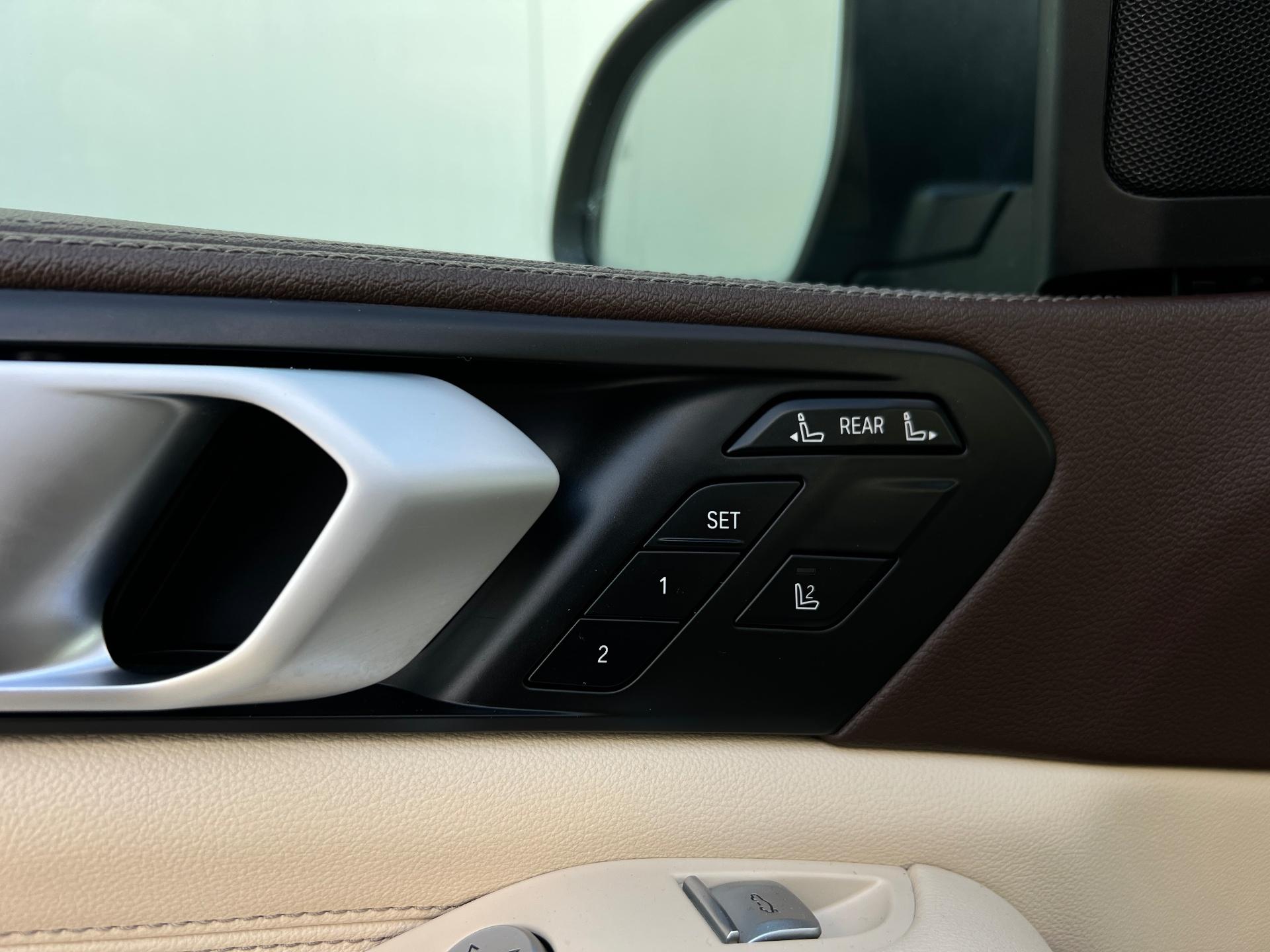 BMW-X7