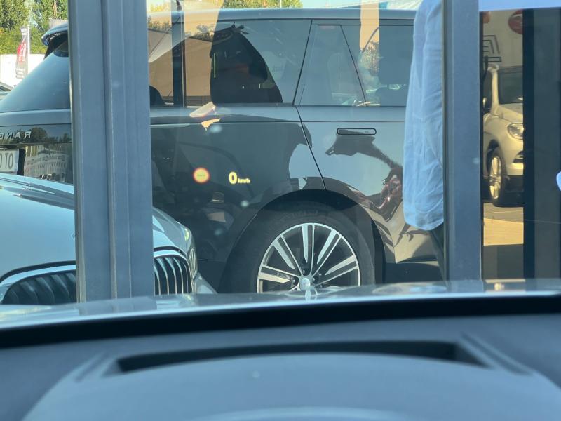 Car Thumb