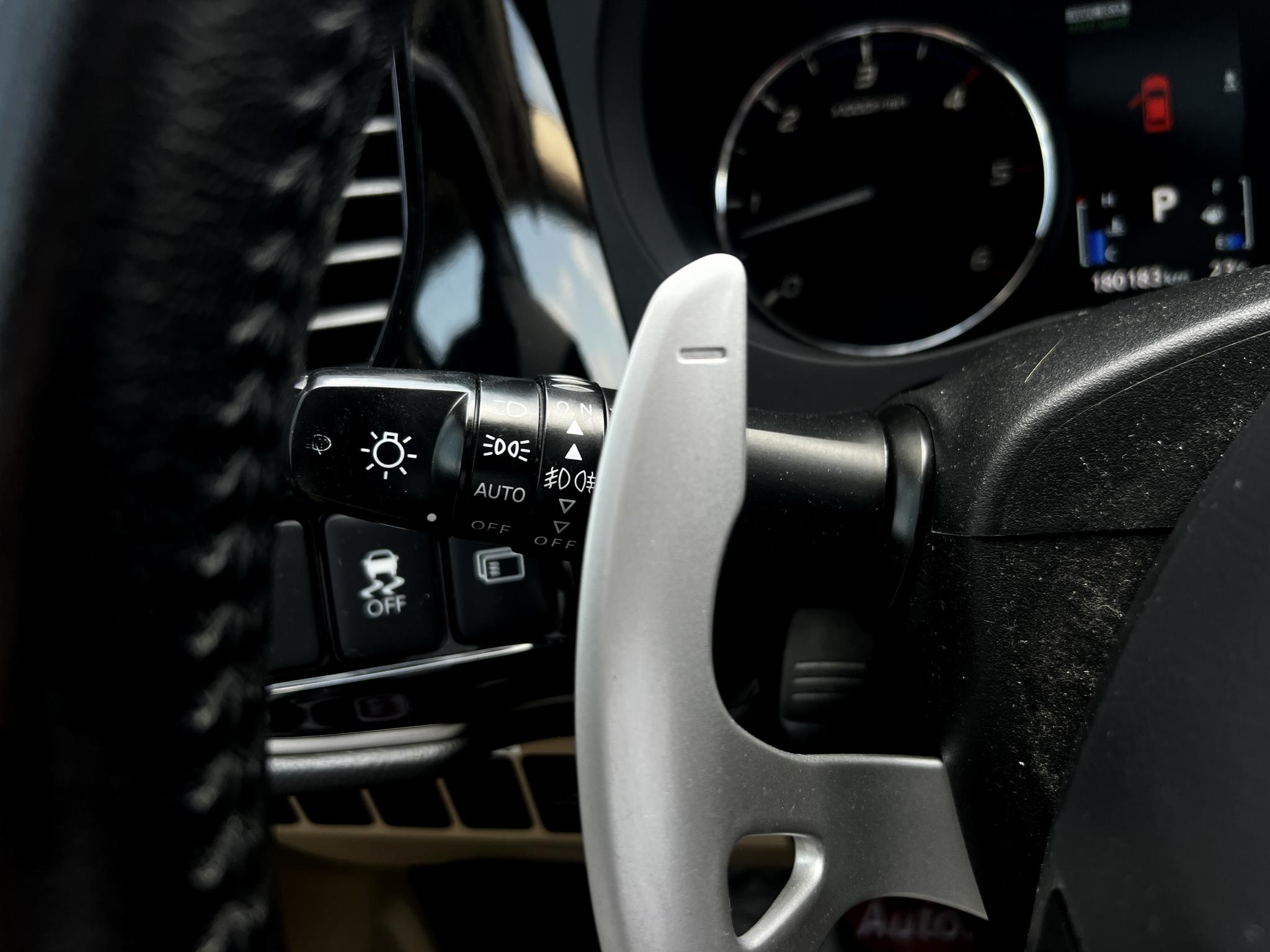 Mitsubishi-Outlander