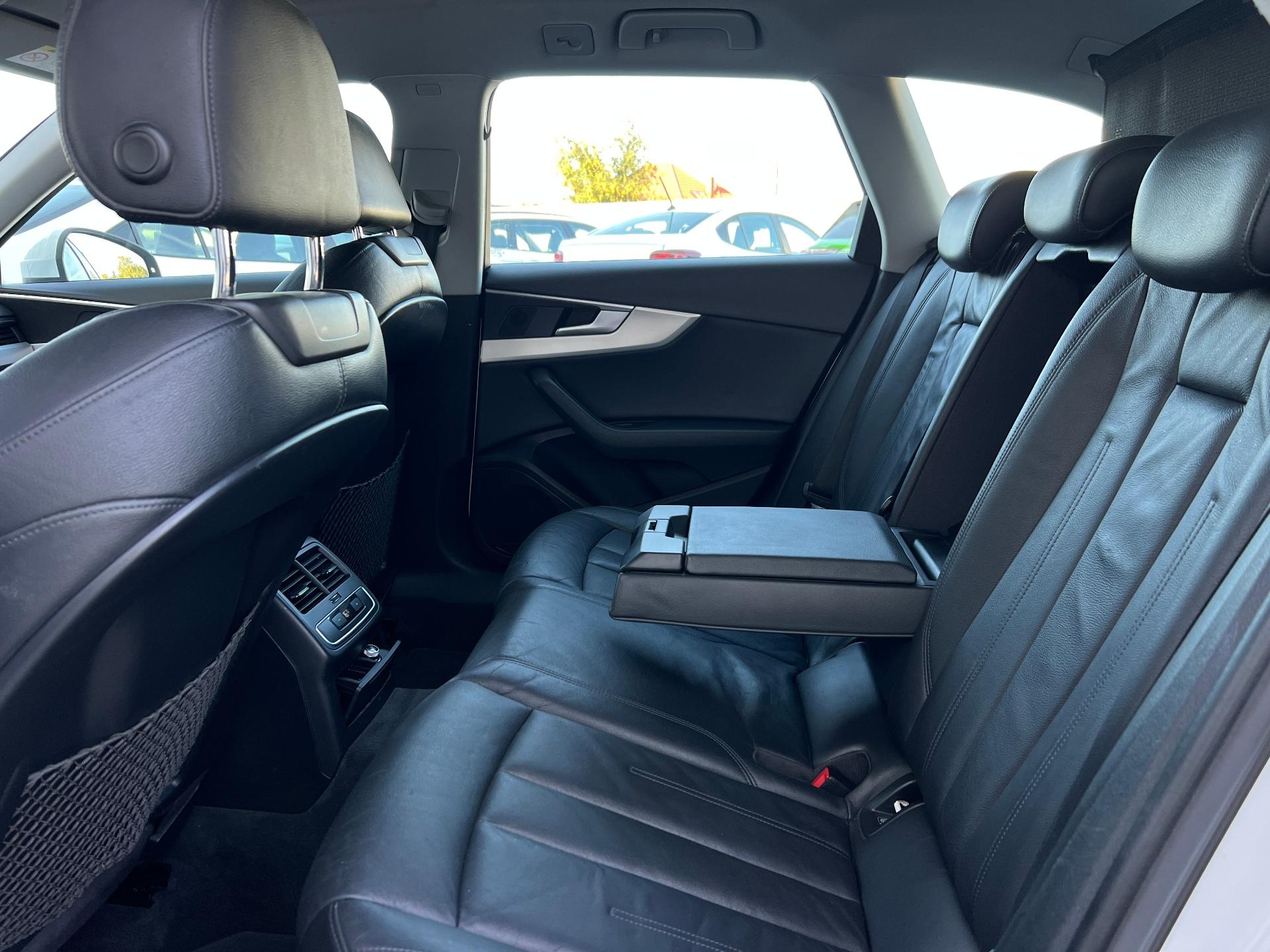 Audi-A4
