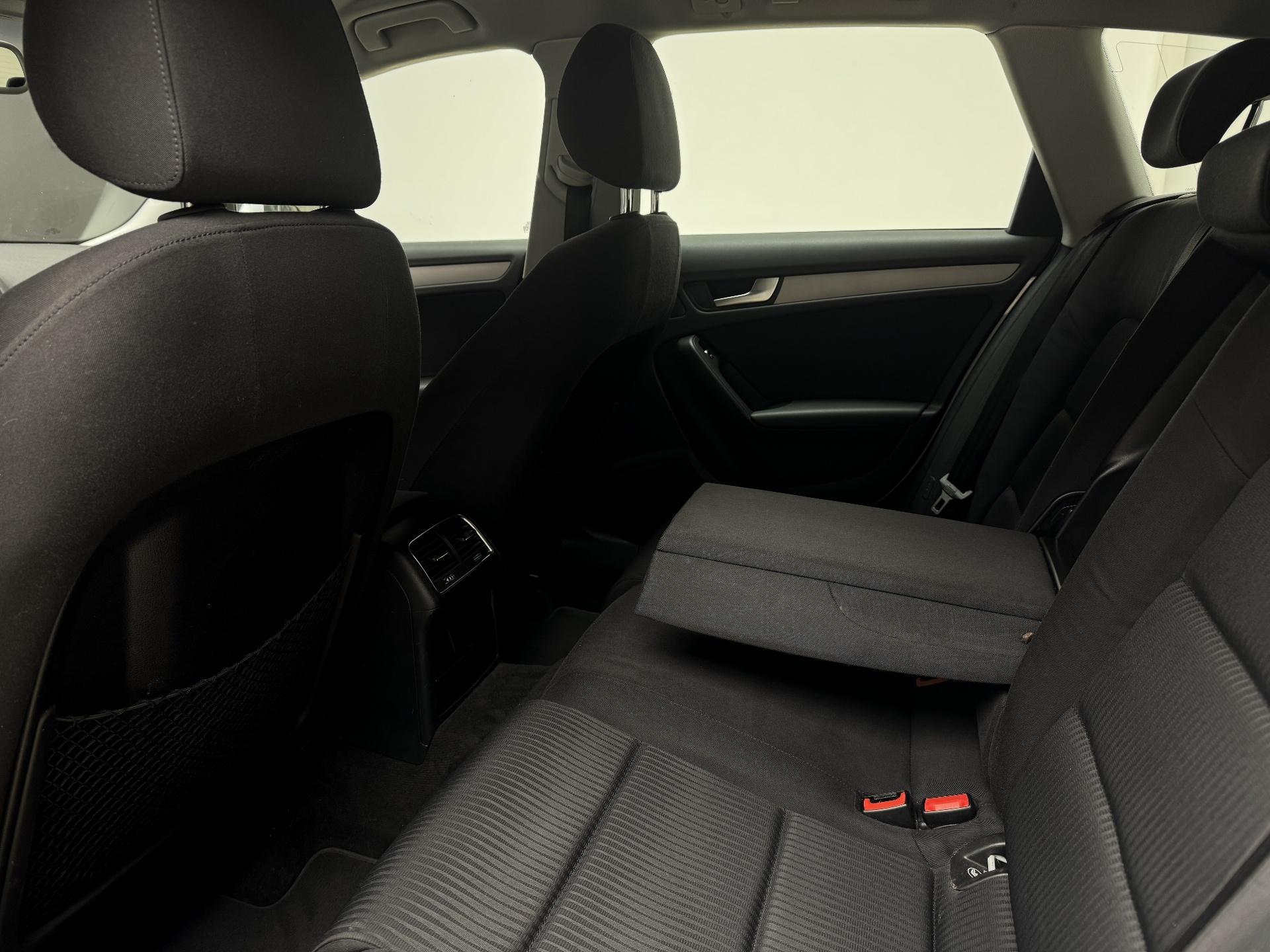 Audi-A4