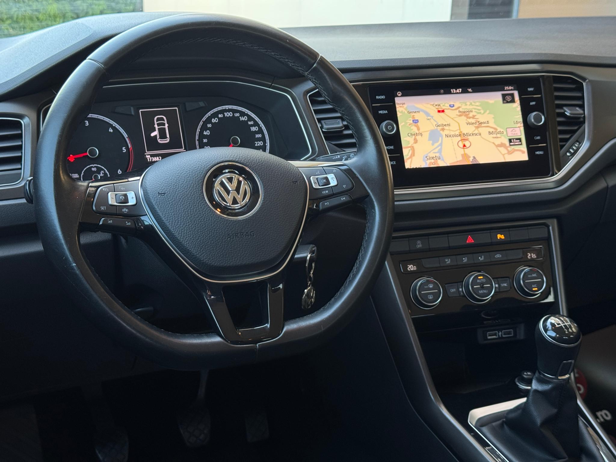 Volkswagen-T-Roc