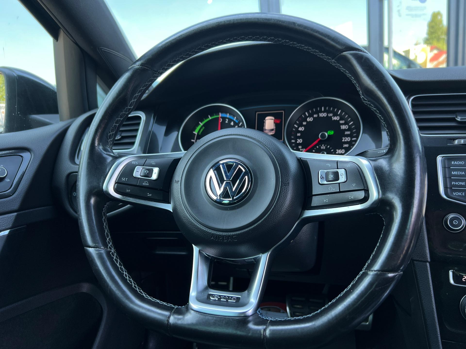 Volkswagen-Golf