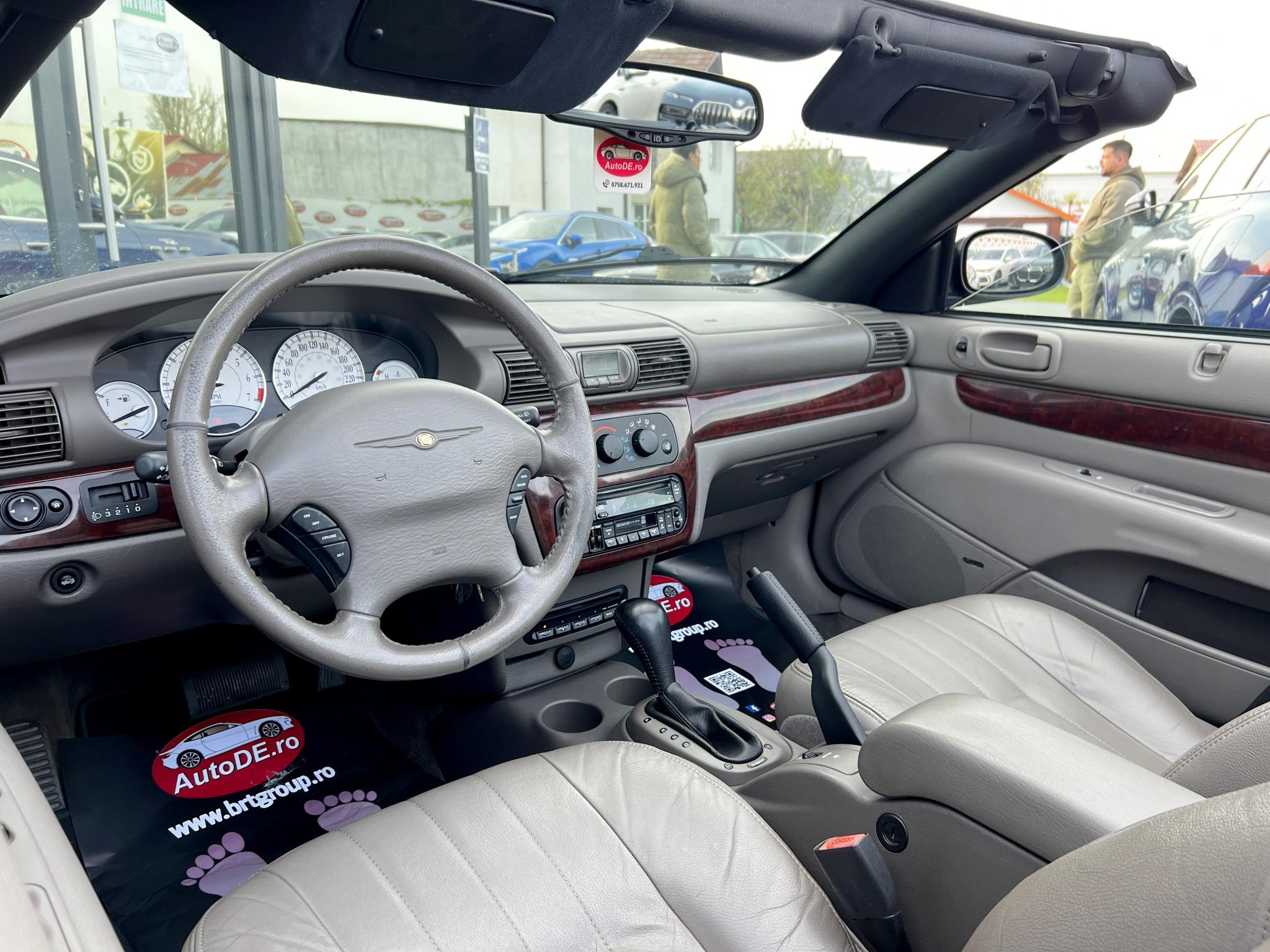 Chrysler-Sebring