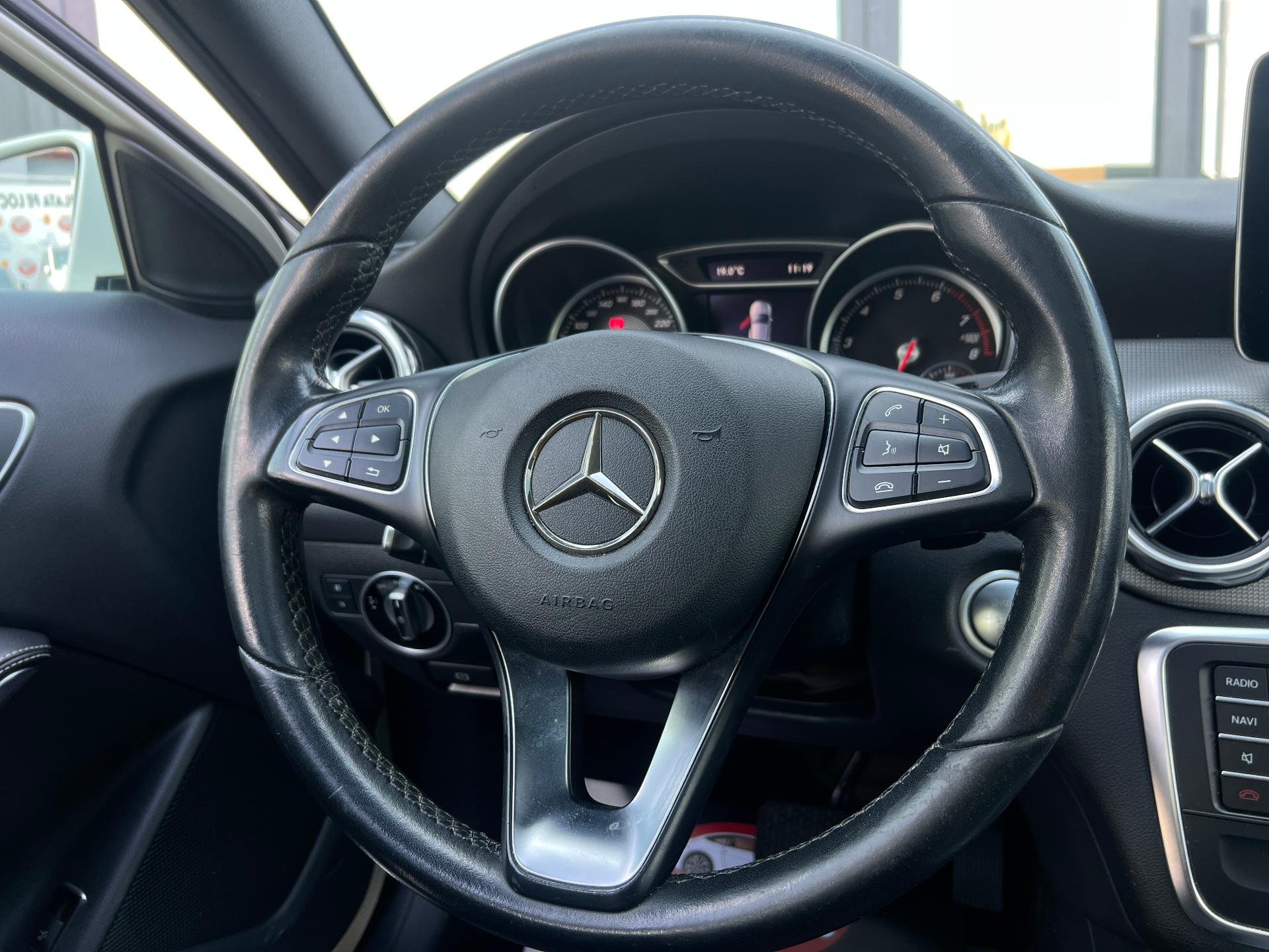 Mercedes-Benz-GLA