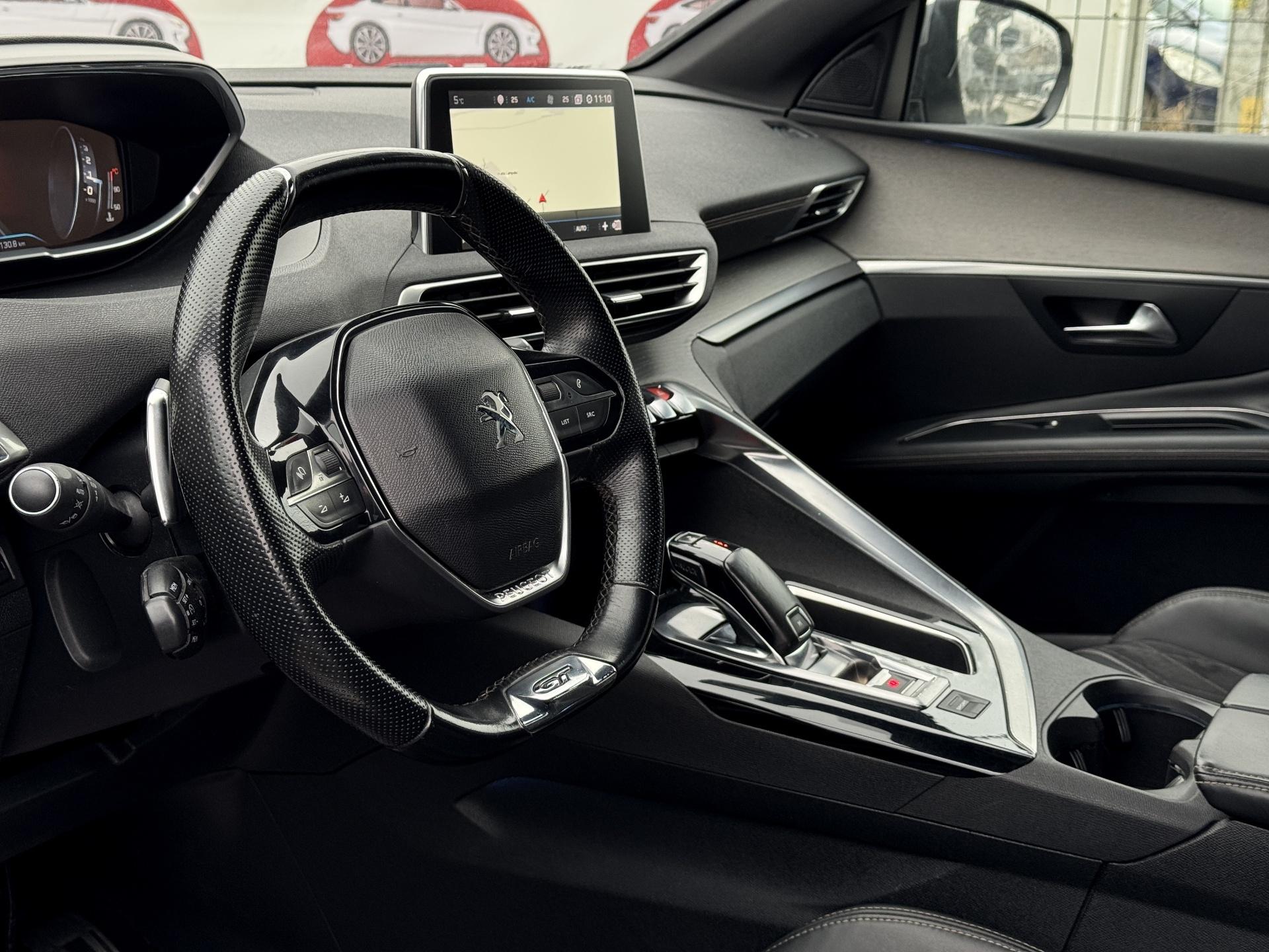 Peugeot-3008