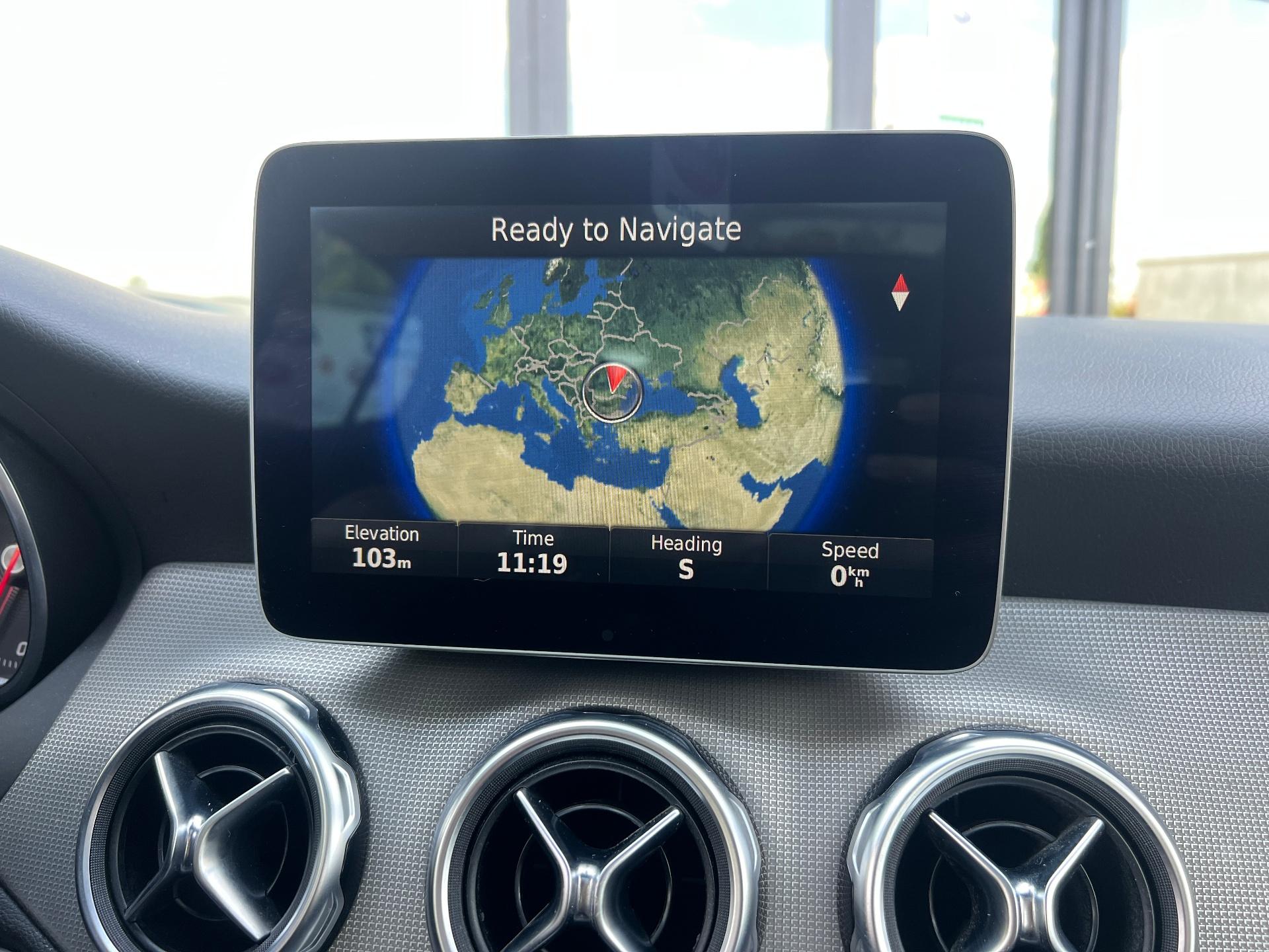 Mercedes-Benz-GLA