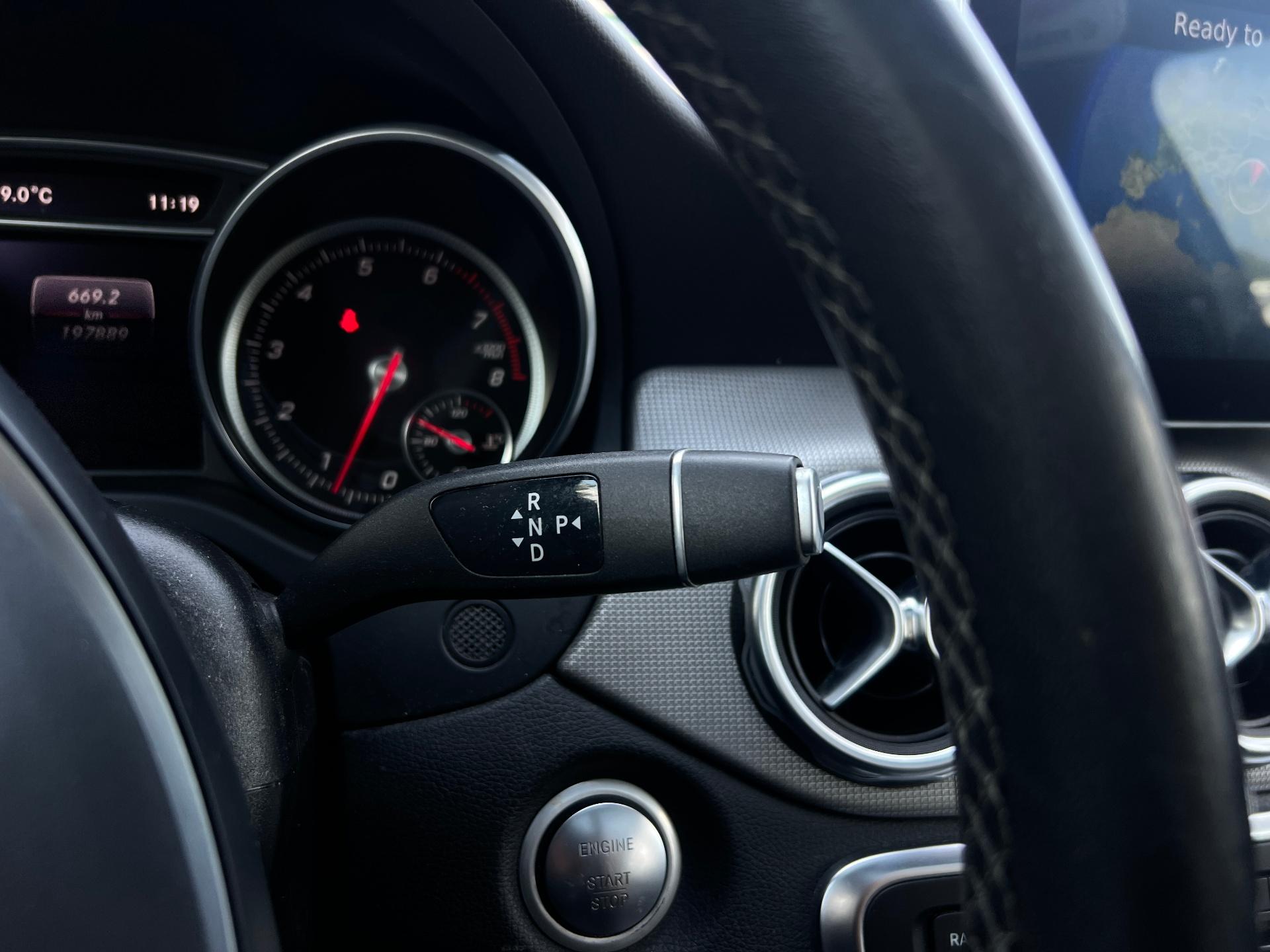 Mercedes-Benz-GLA