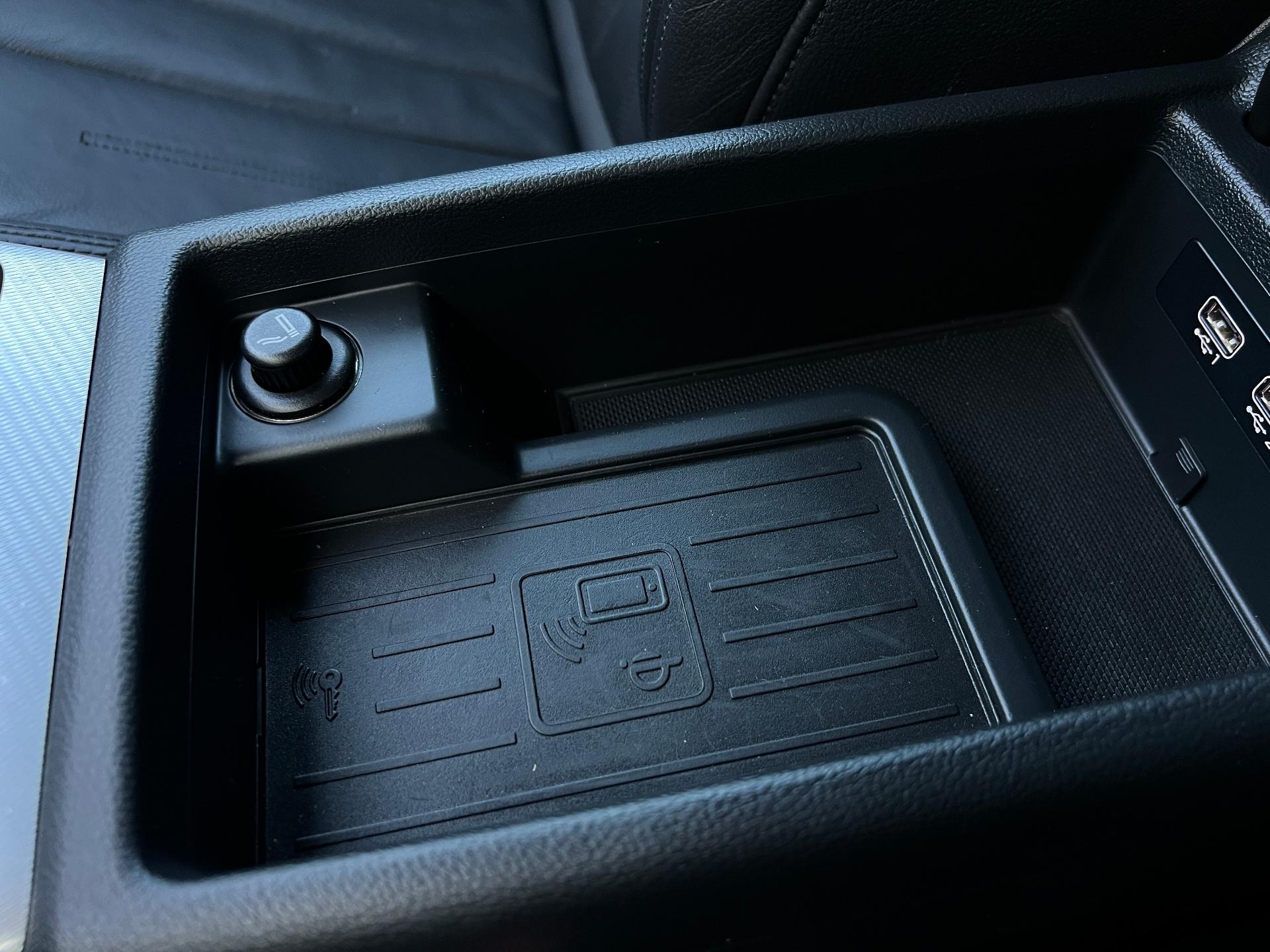Audi-A4
