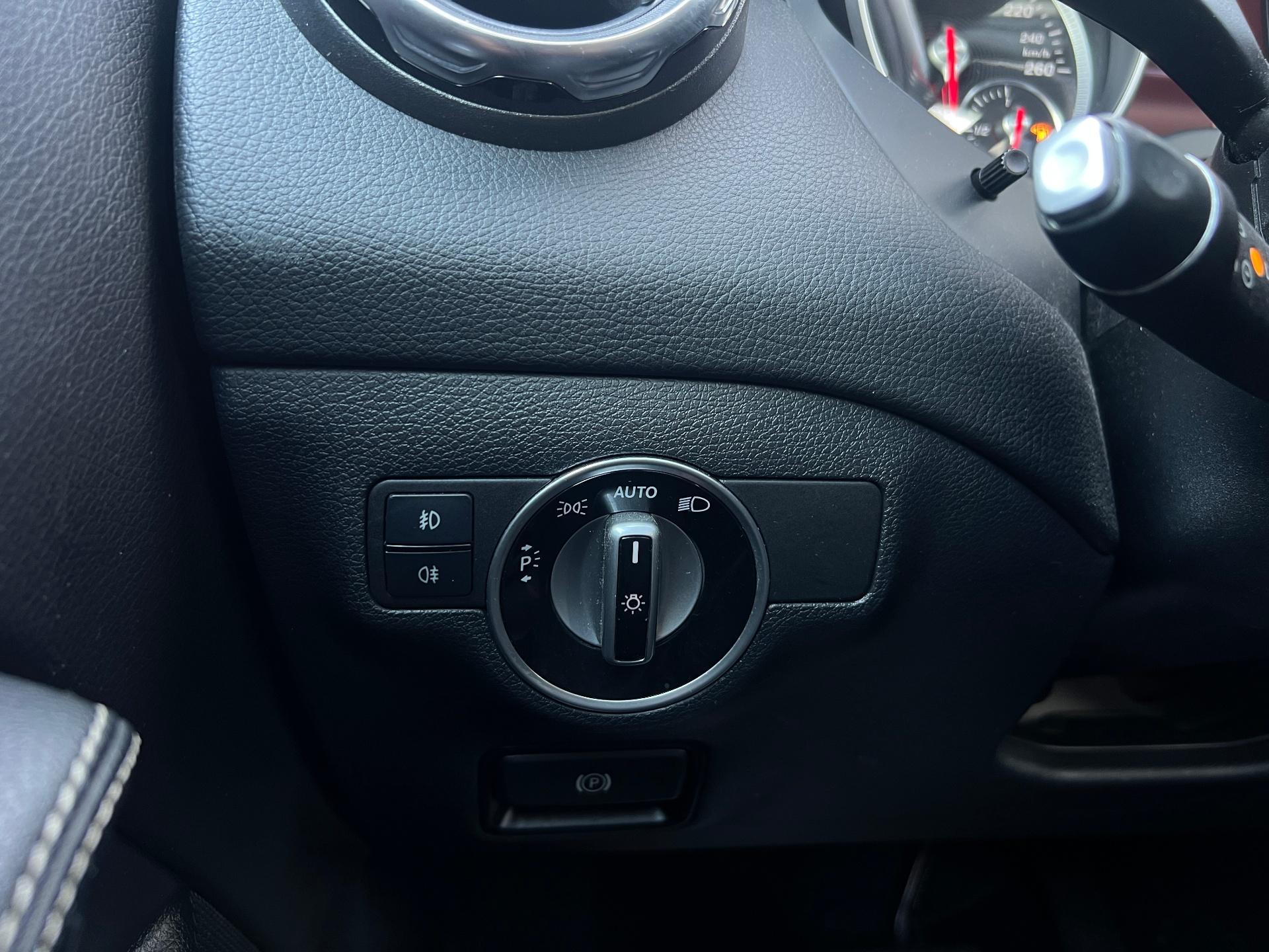 Mercedes-Benz-GLA