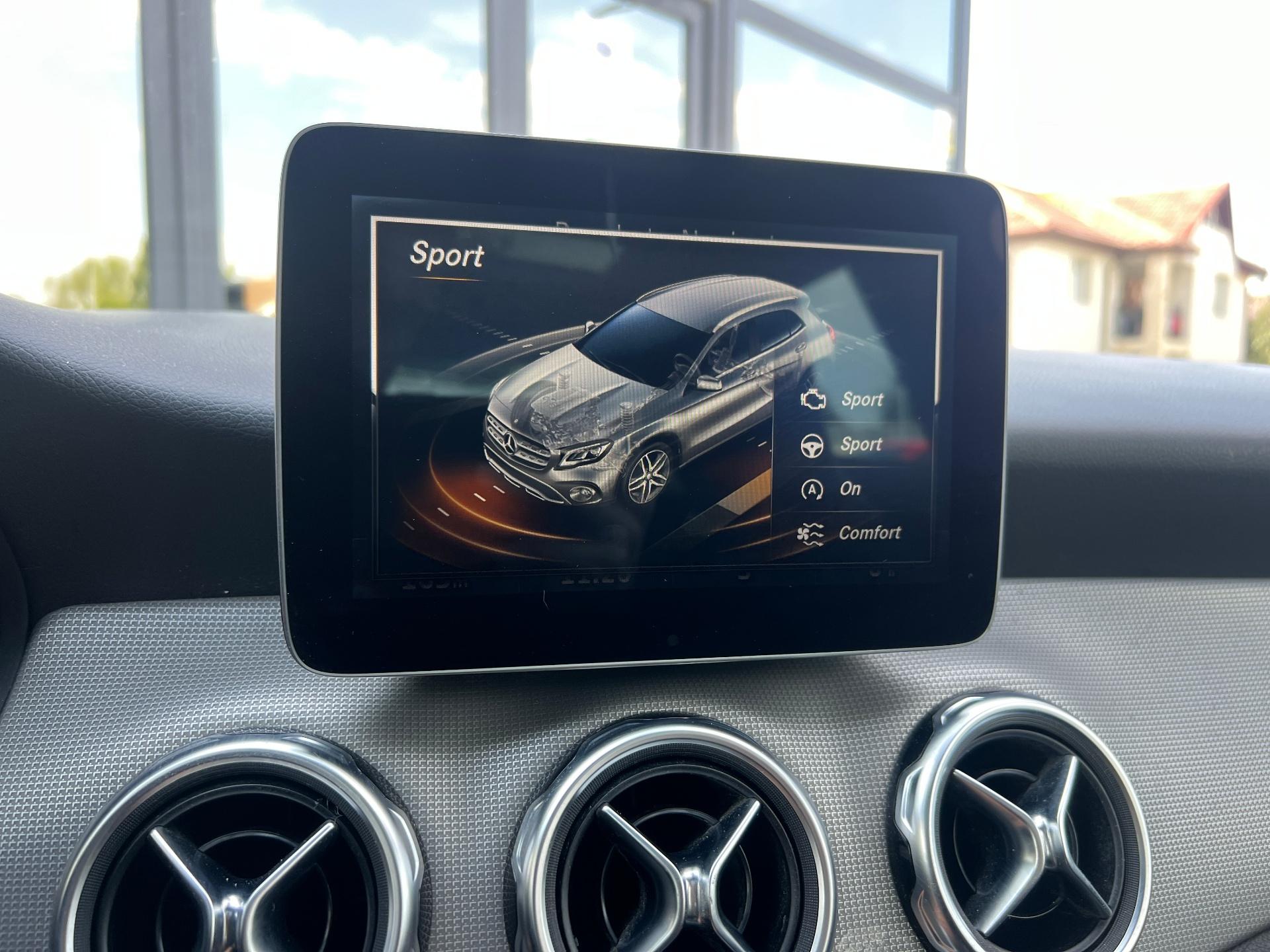 Mercedes-Benz-GLA