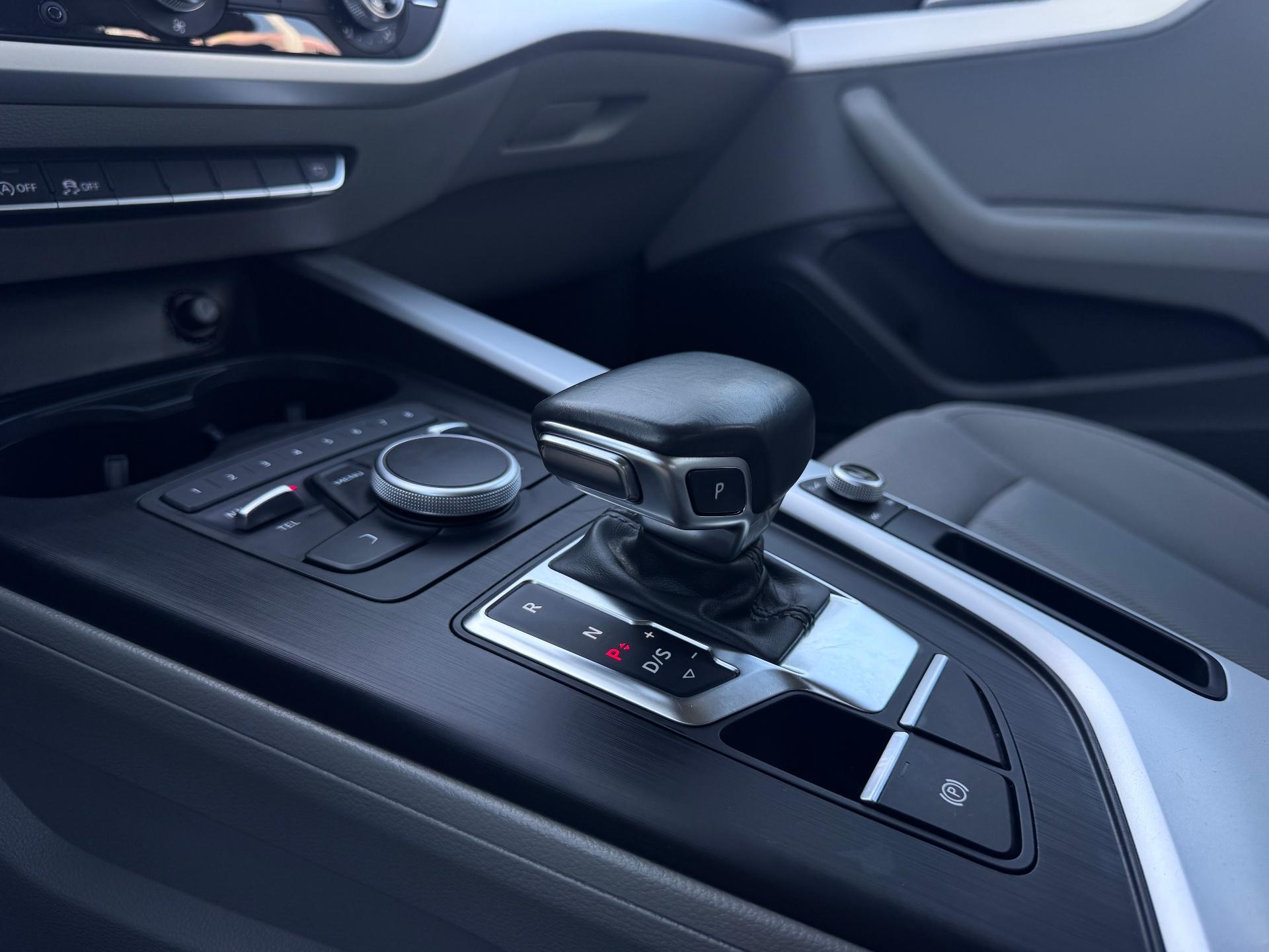 Audi-A4