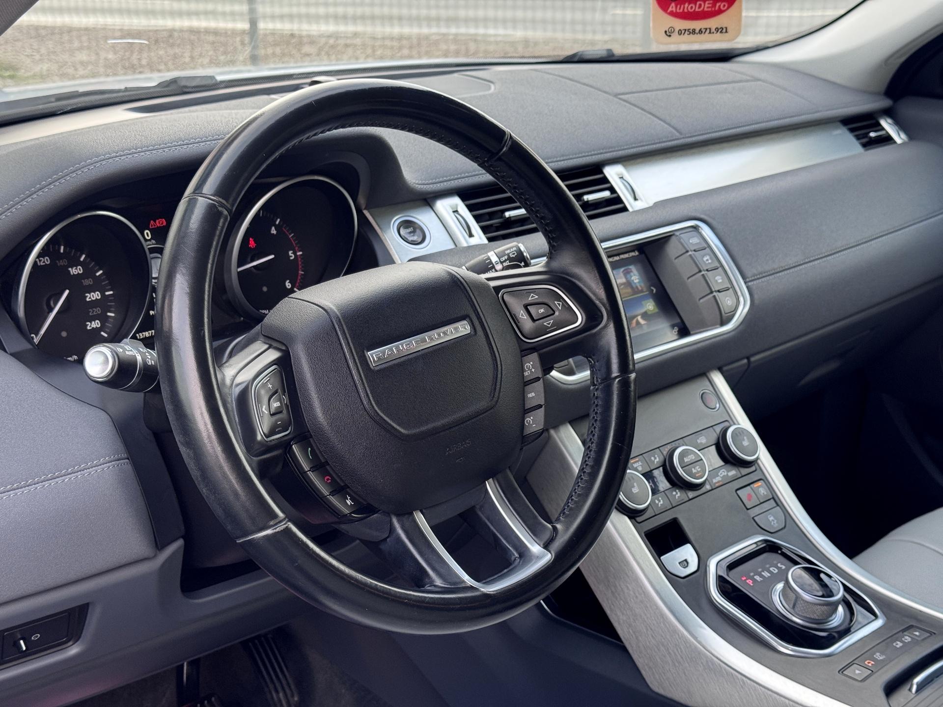 Land Rover-Range Rover Evoque