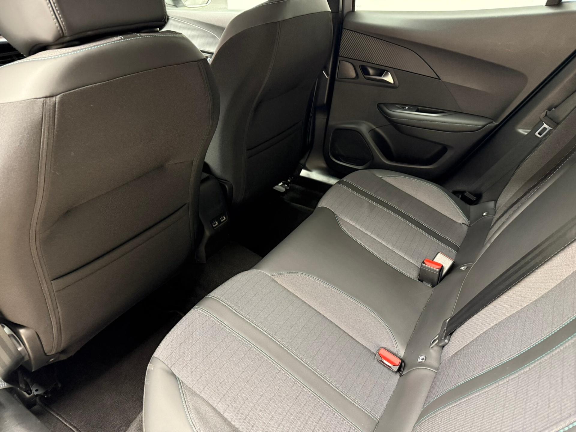 Peugeot-2008