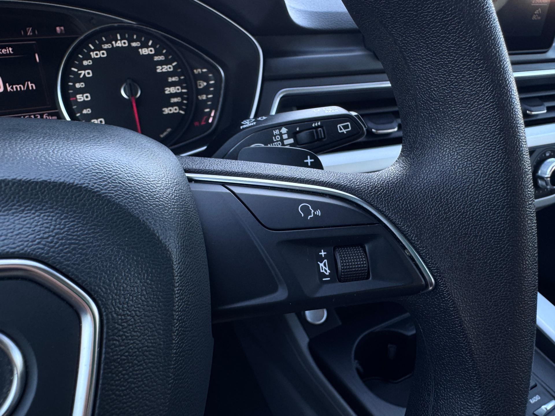 Audi-A4