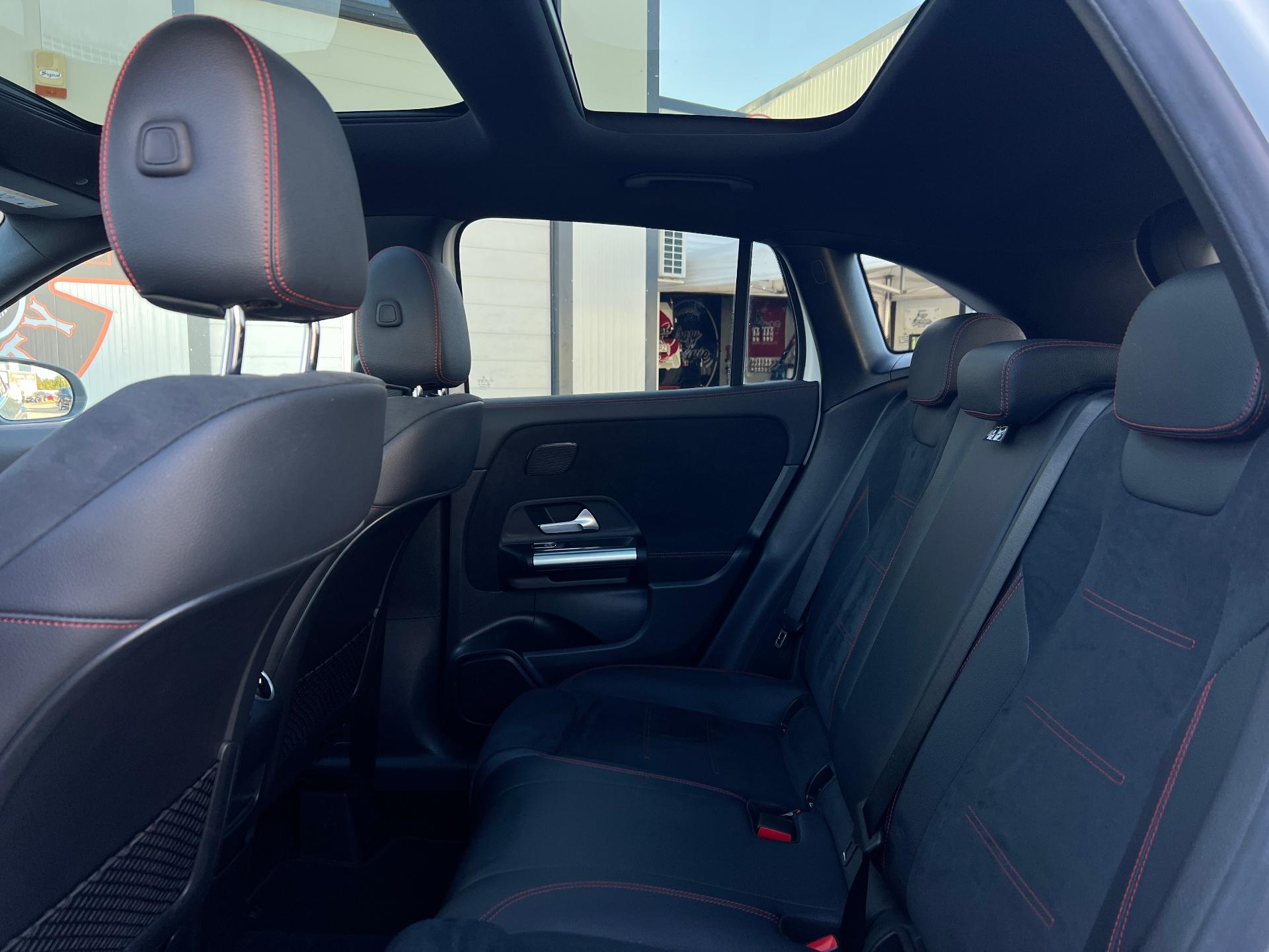 Mercedes-Benz-GLA