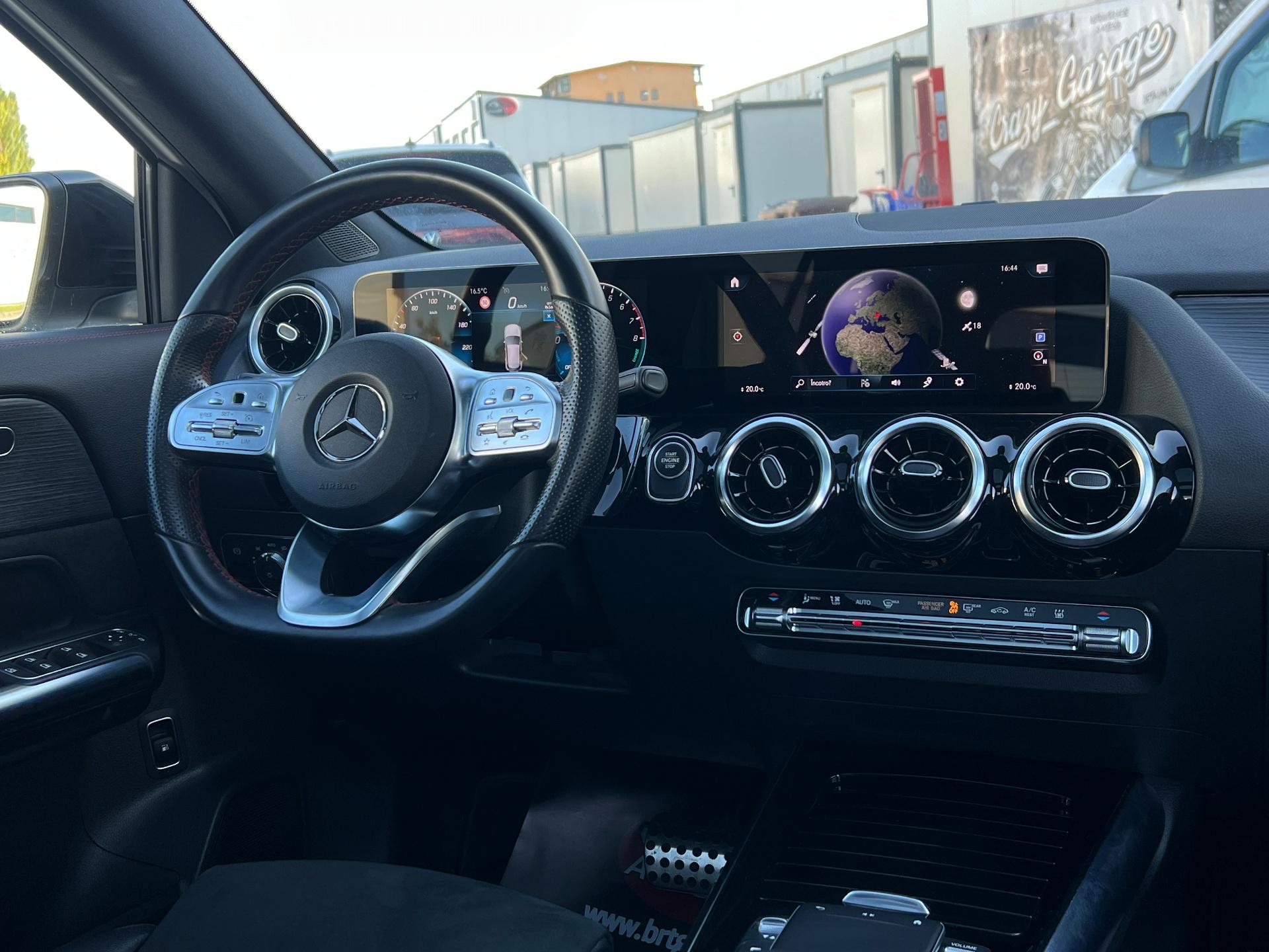 Mercedes-Benz-GLA