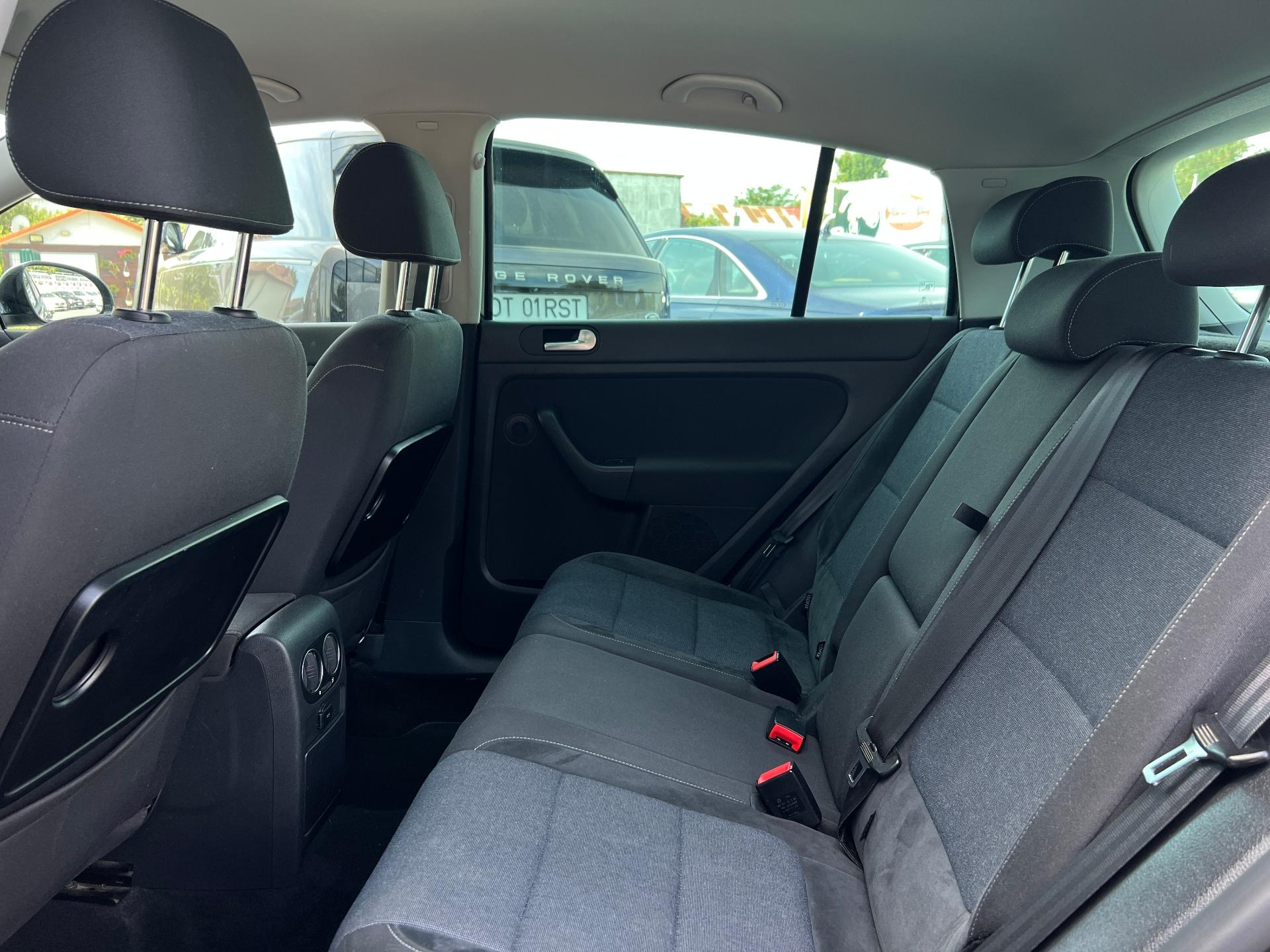 Volkswagen-Golf Plus
