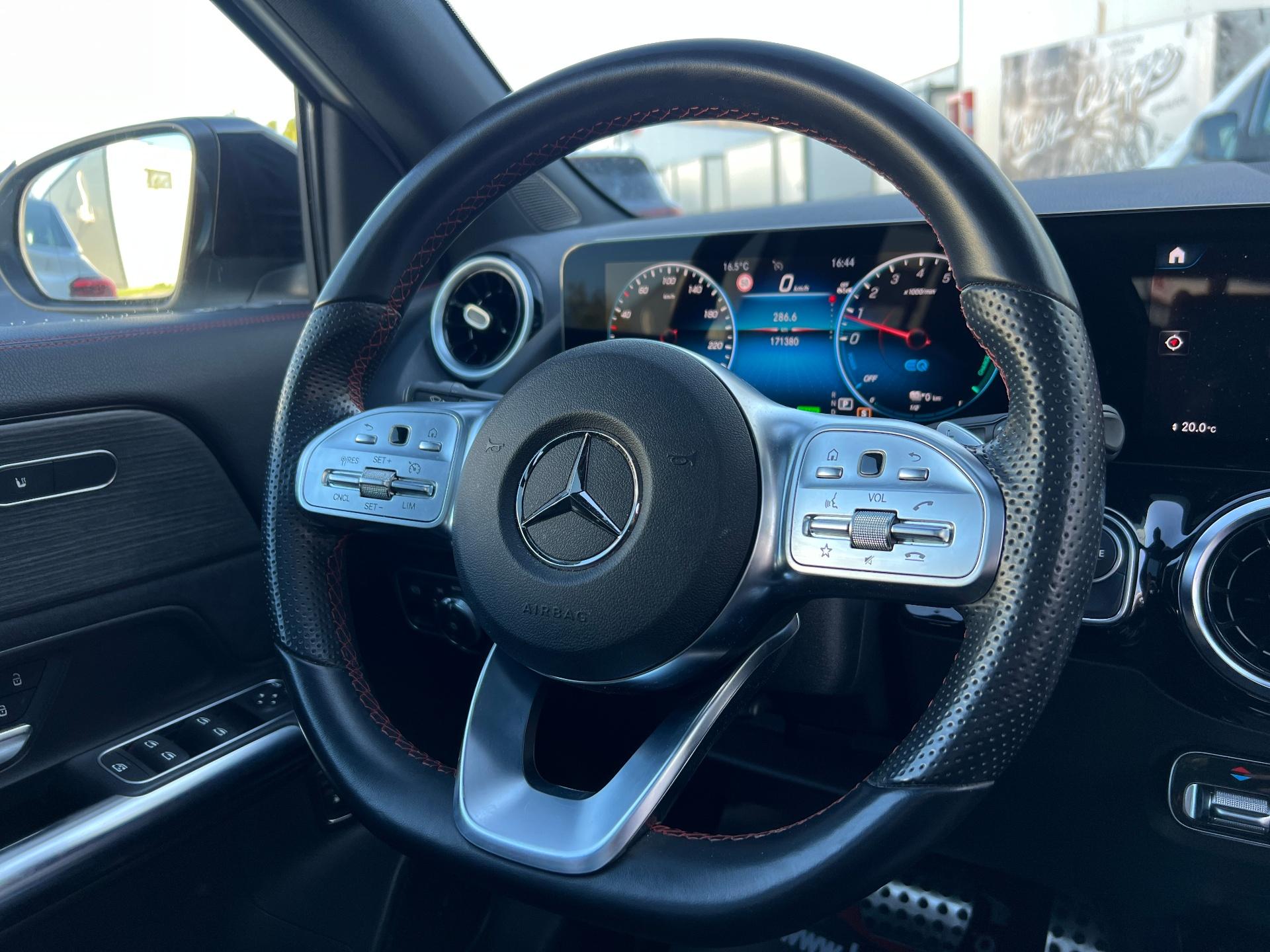 Mercedes-Benz-GLA