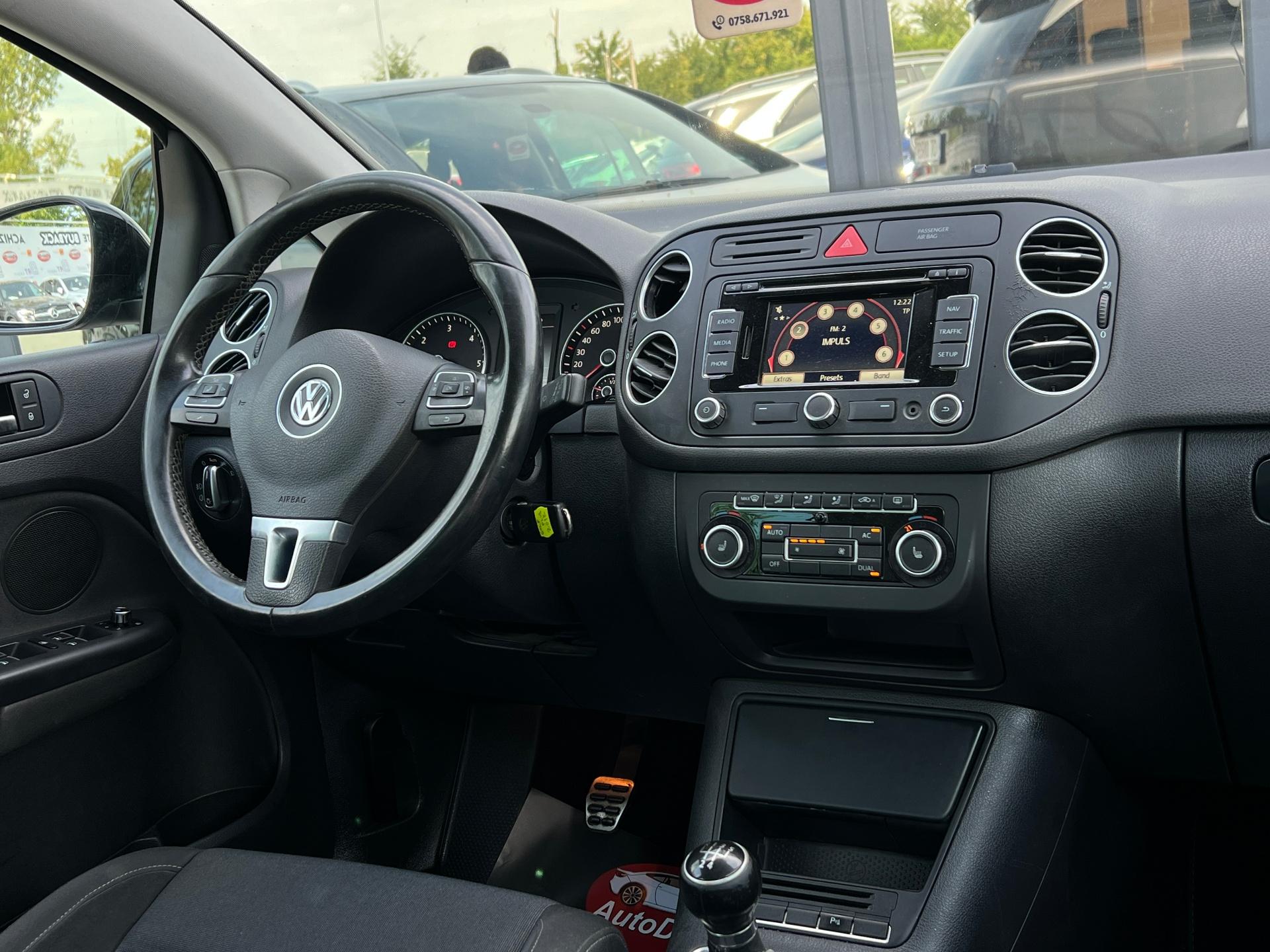Volkswagen-Golf Plus