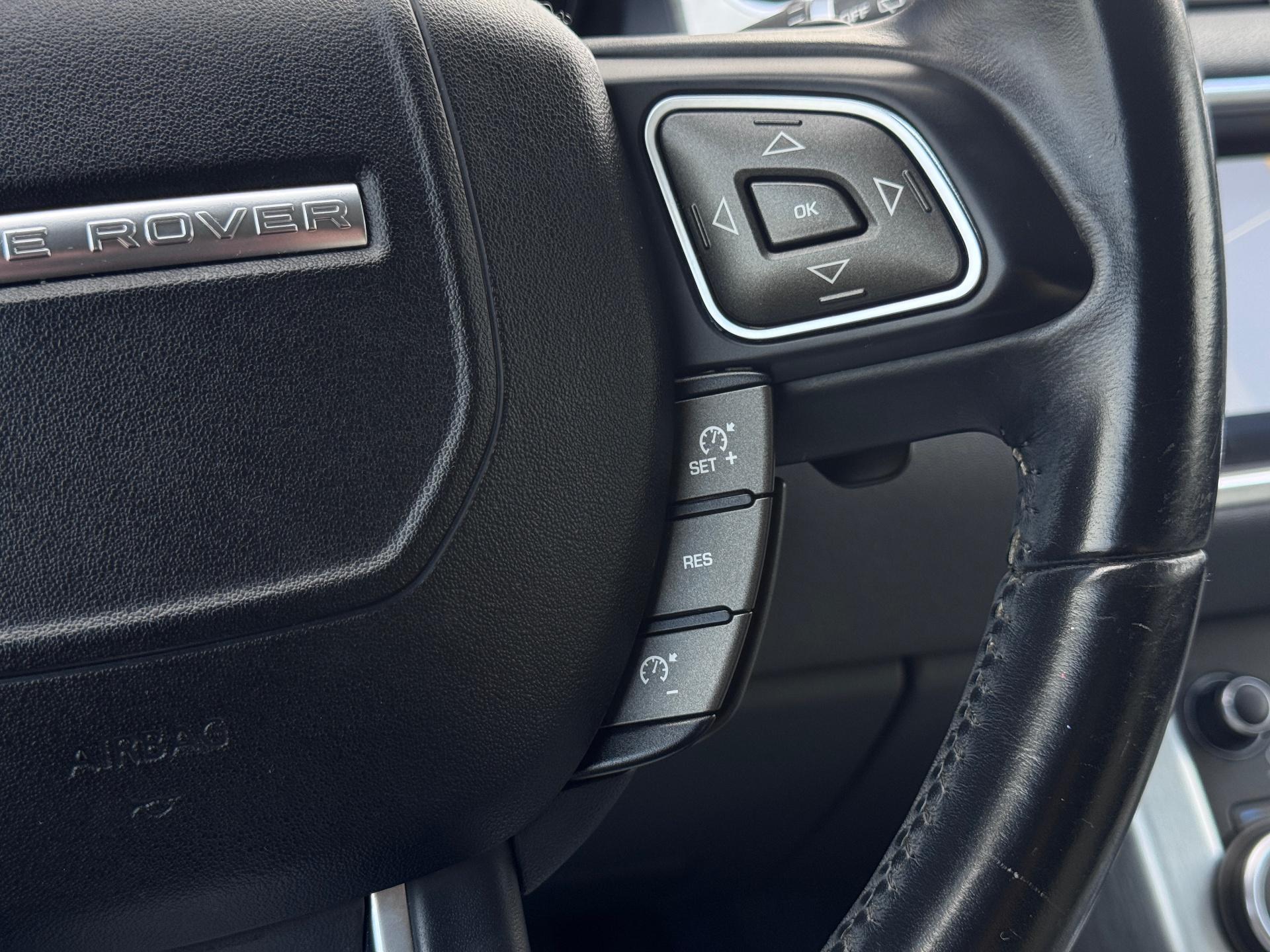 Land Rover-Range Rover Evoque