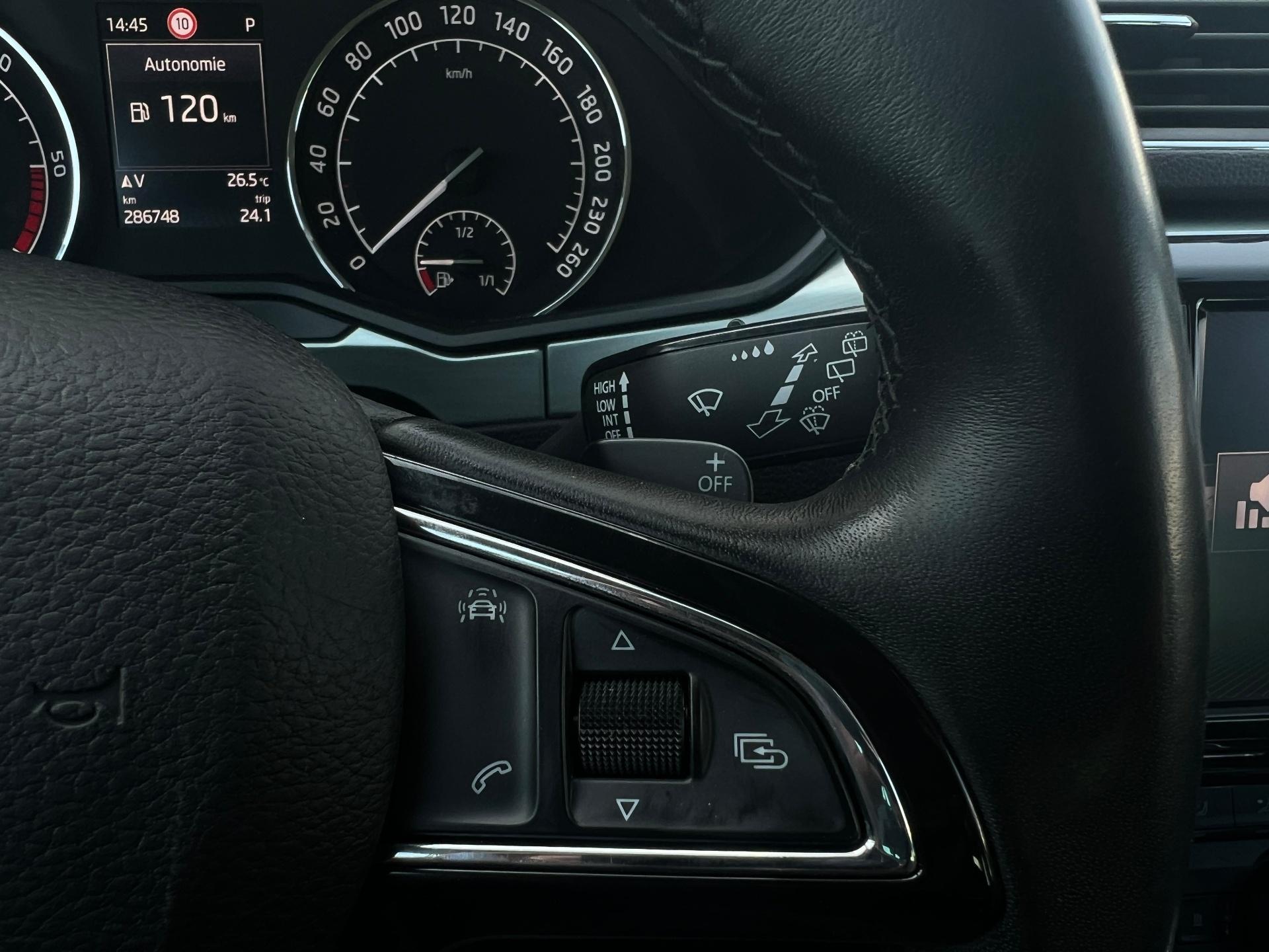 Skoda-Superb