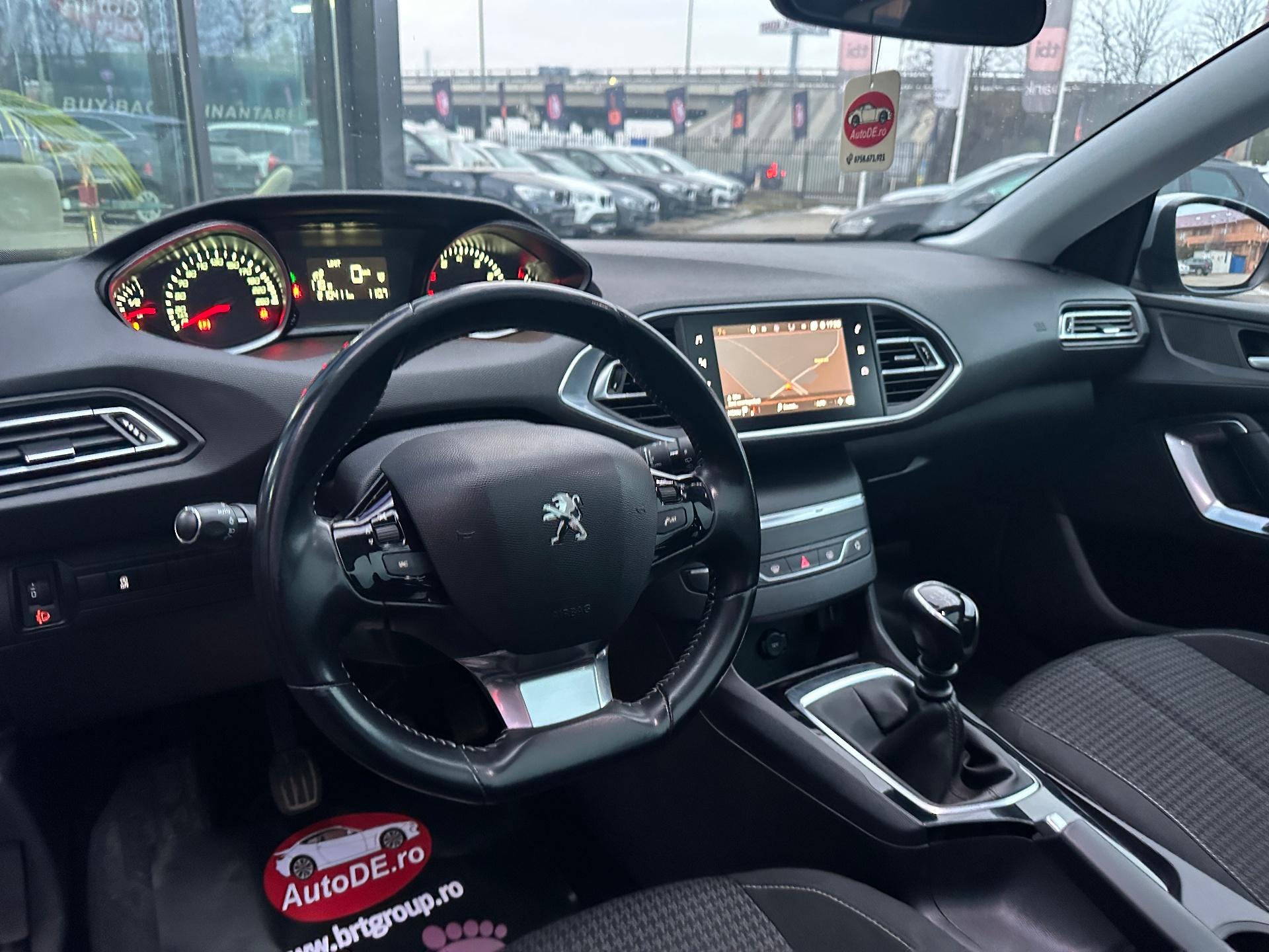 Peugeot-308