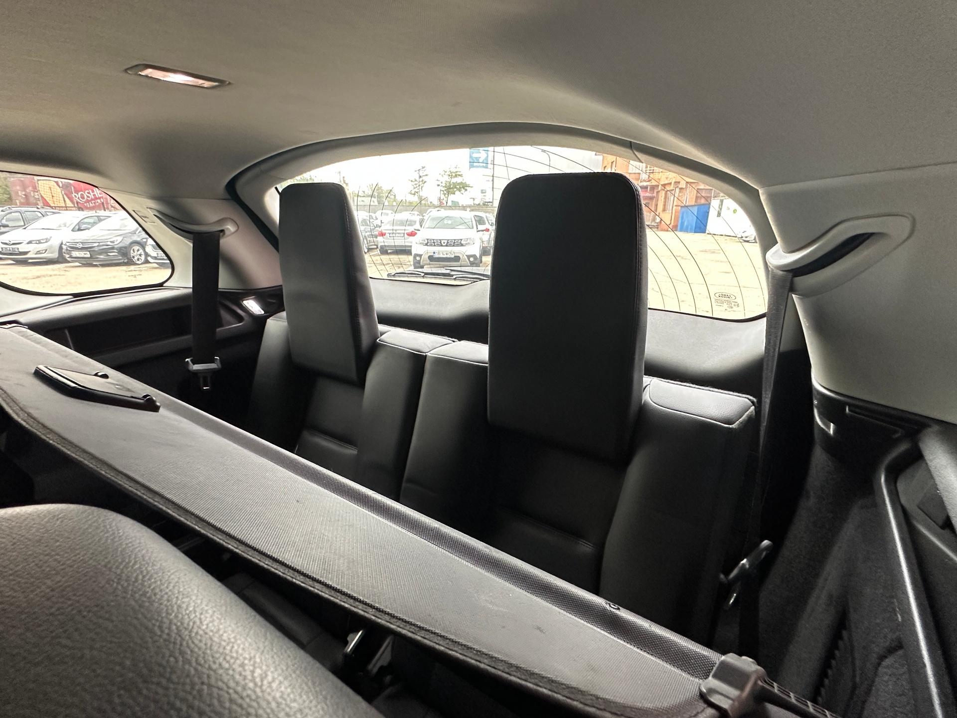 Land Rover-Discovery Sport