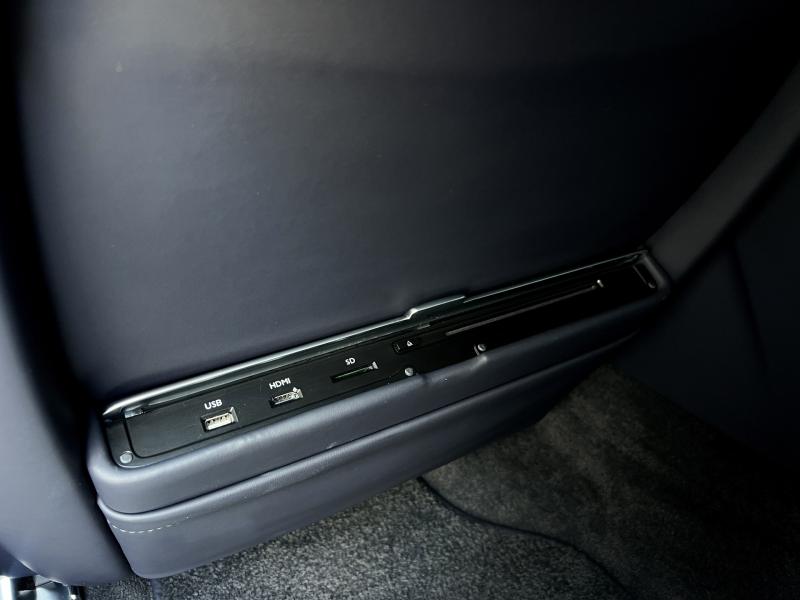 Car Thumb