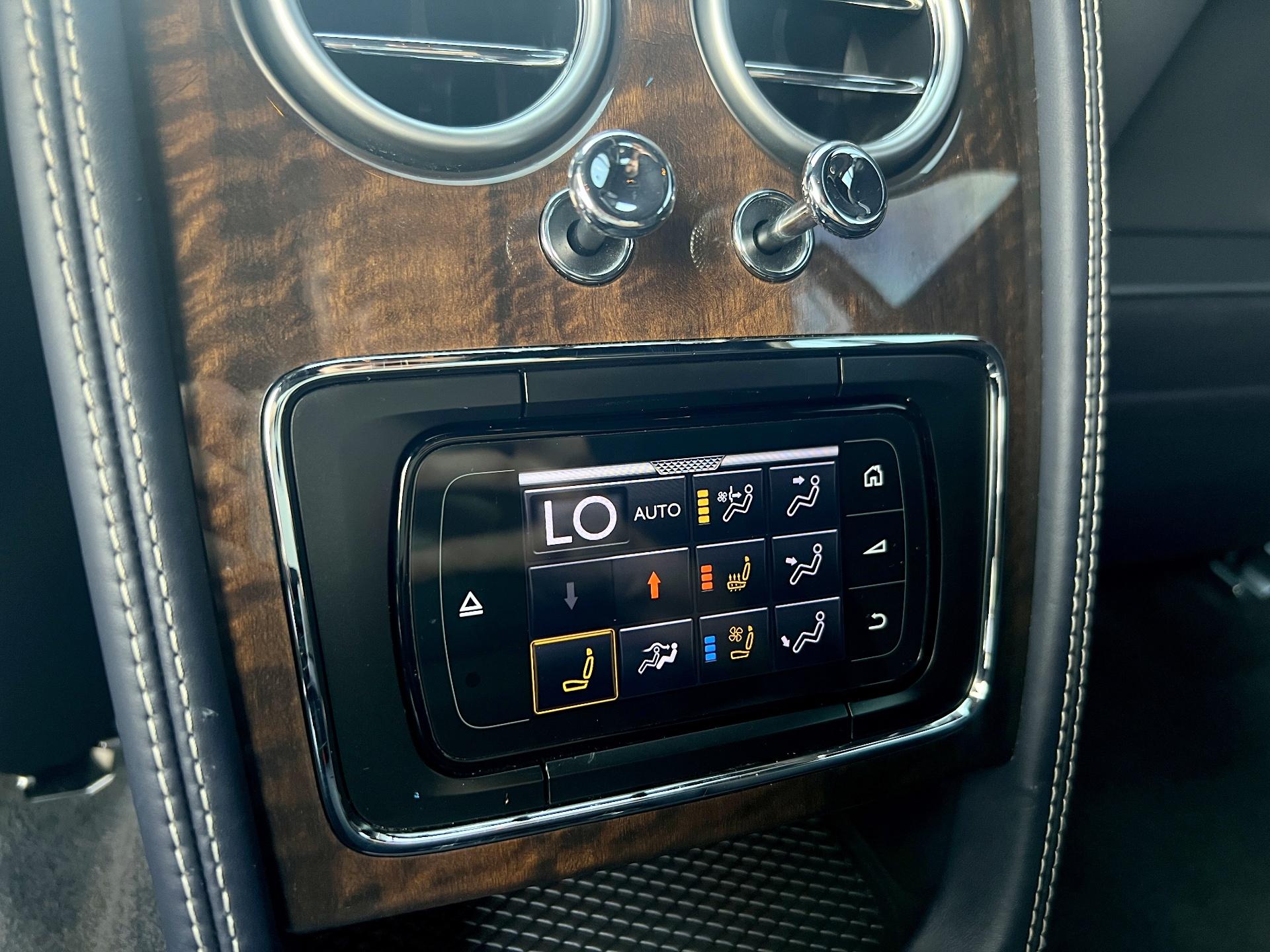 Bentley-Flying Spur