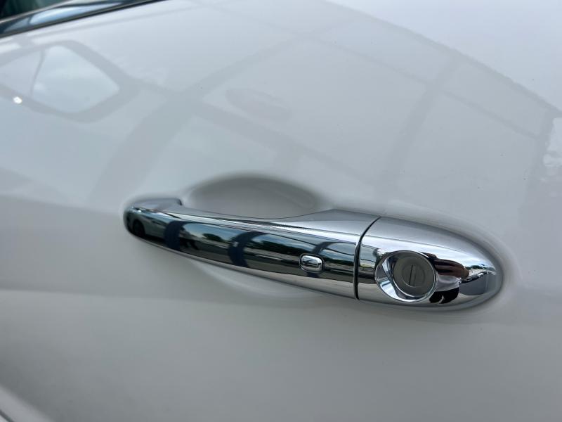 Car Thumb