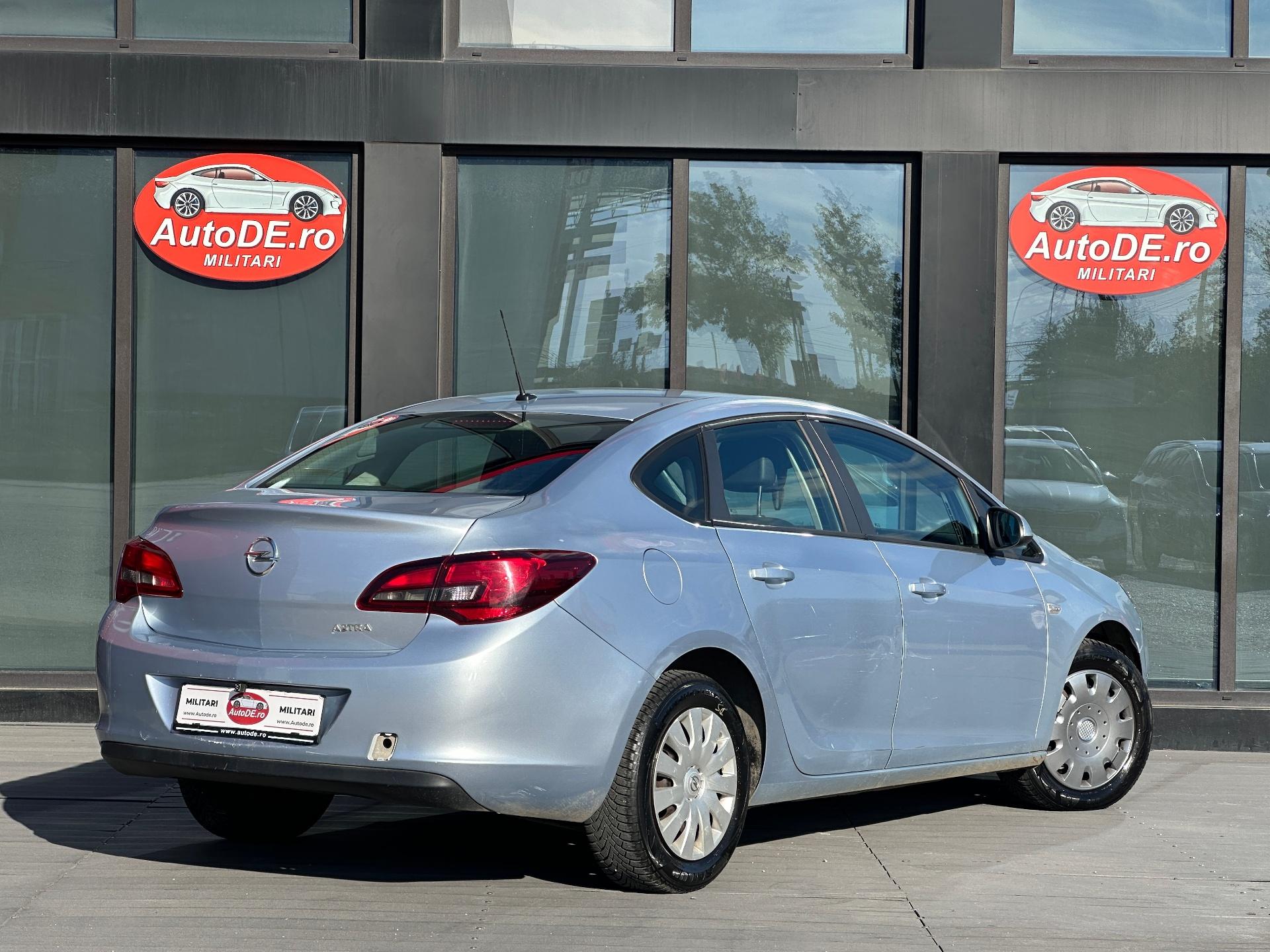 Opel-Astra