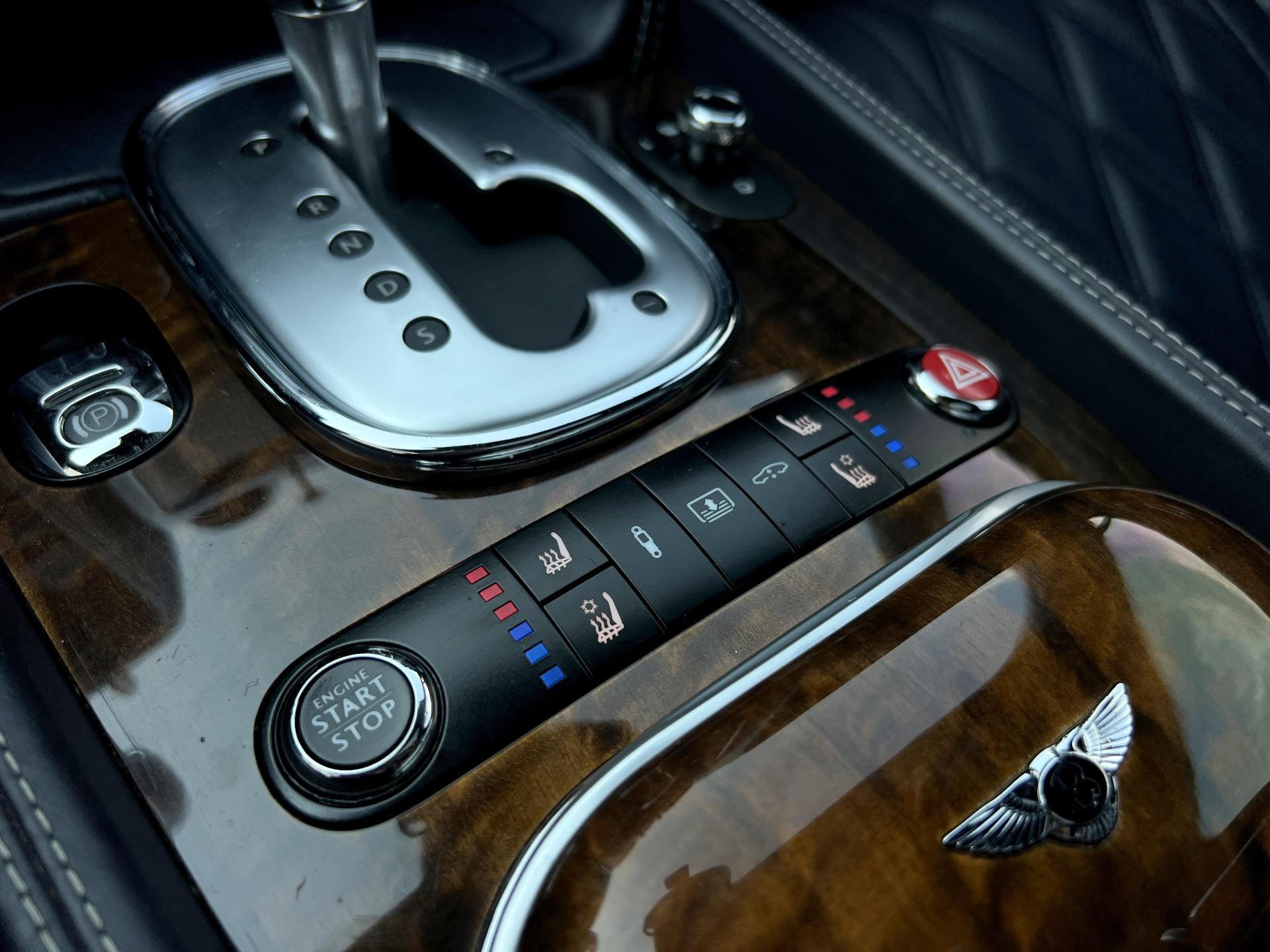 Bentley-Flying Spur