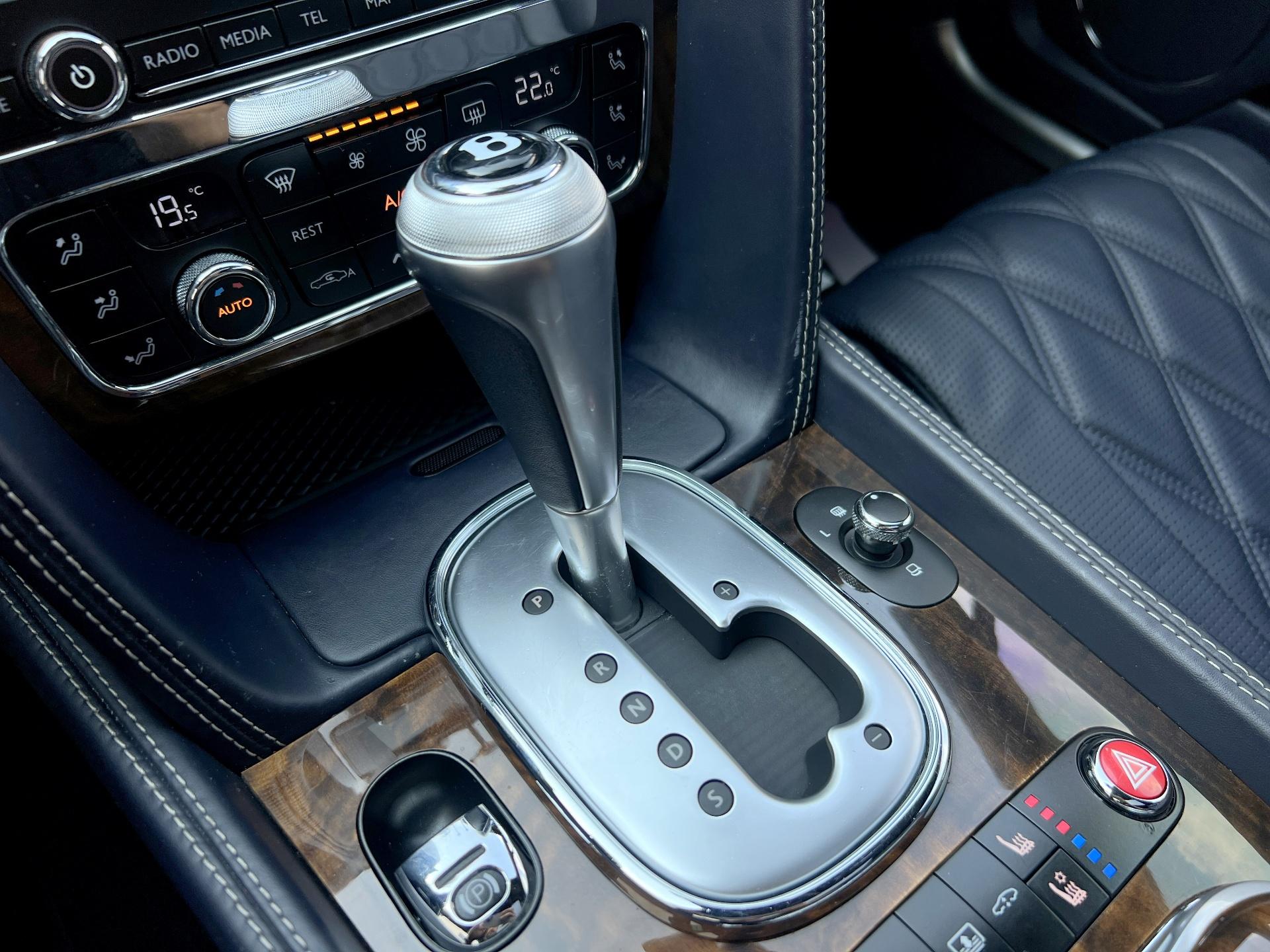Bentley-Flying Spur