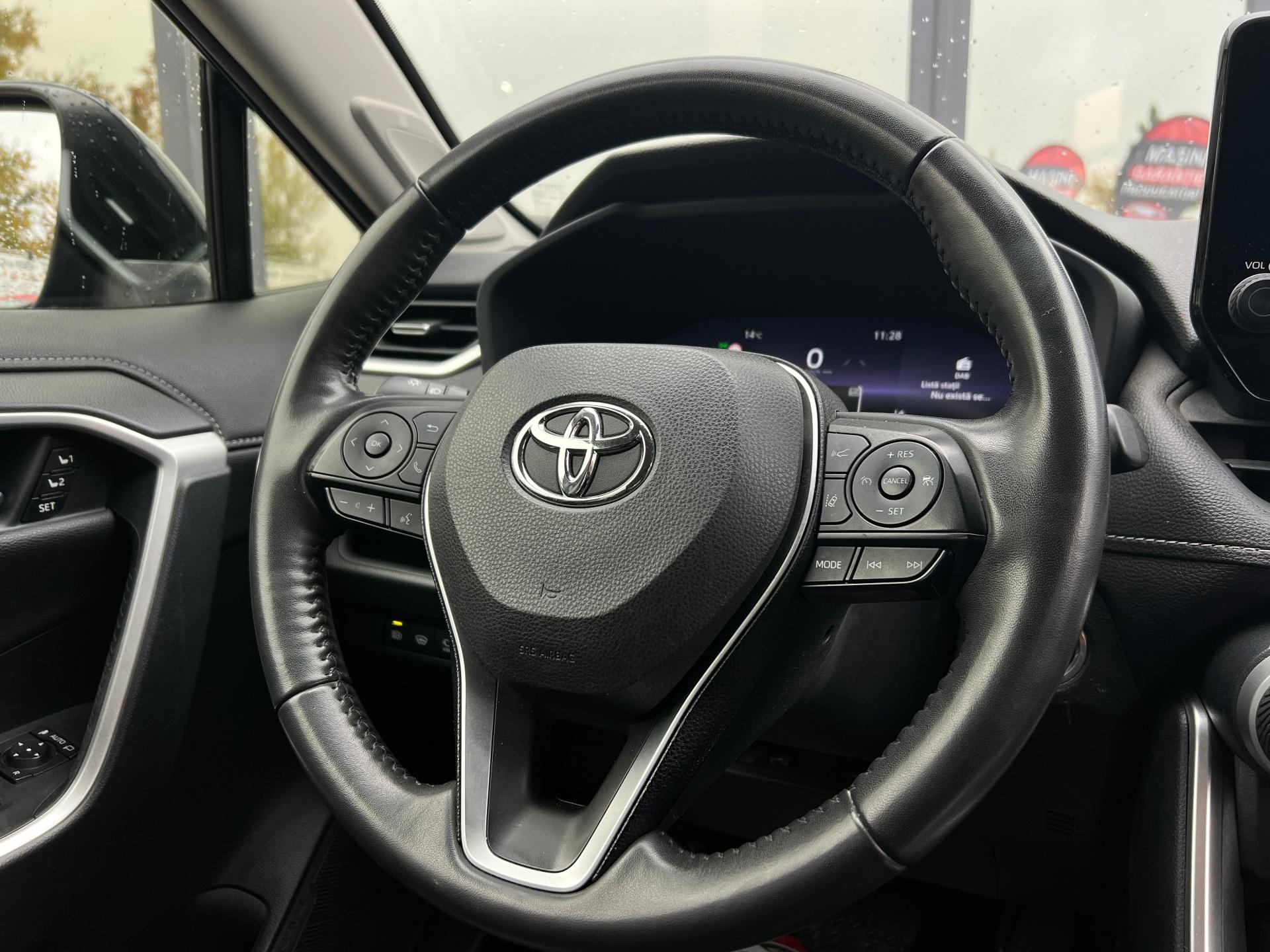 Toyota-RAV 4