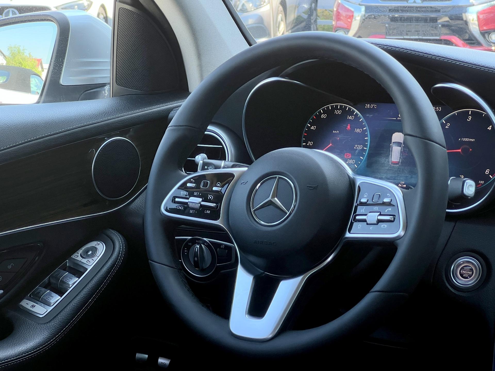 Mercedes-Benz-GLC