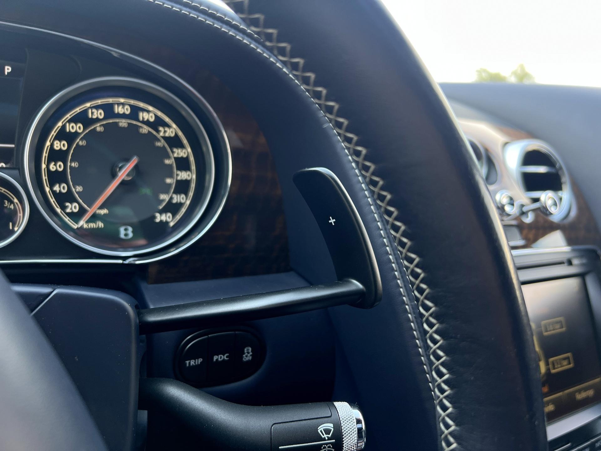 Bentley-Flying Spur