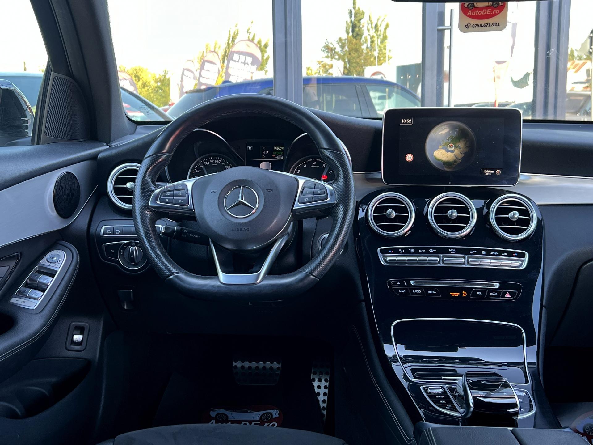 Mercedes-Benz-GLC-COUPE