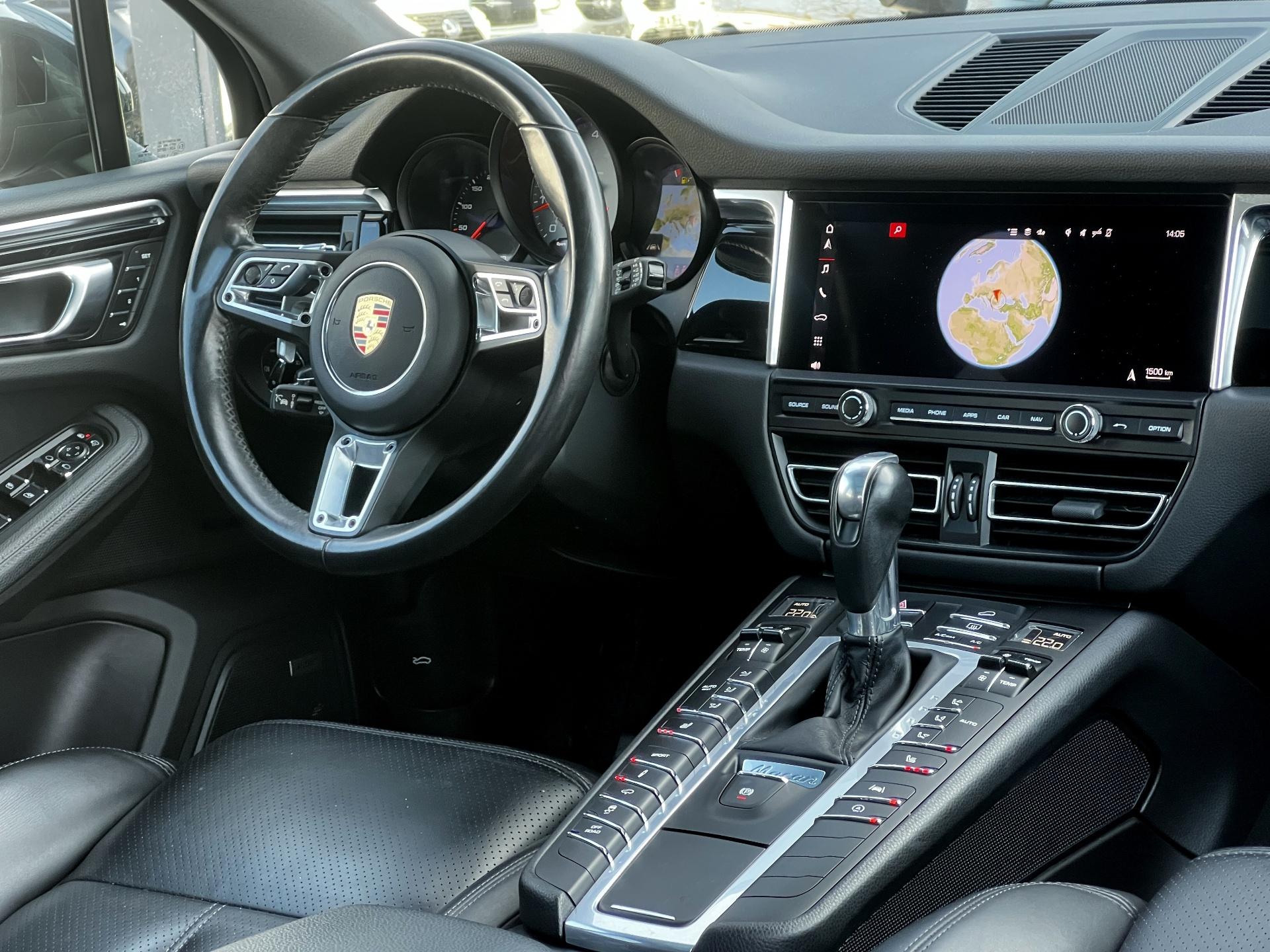 Porsche-Macan